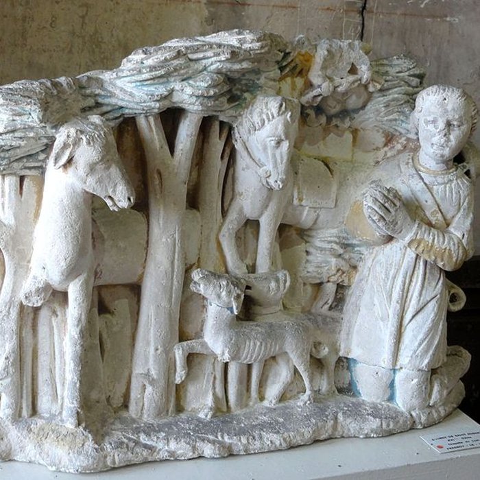 Photo de Église Saint-Jean-lÉvangéliste du Luat