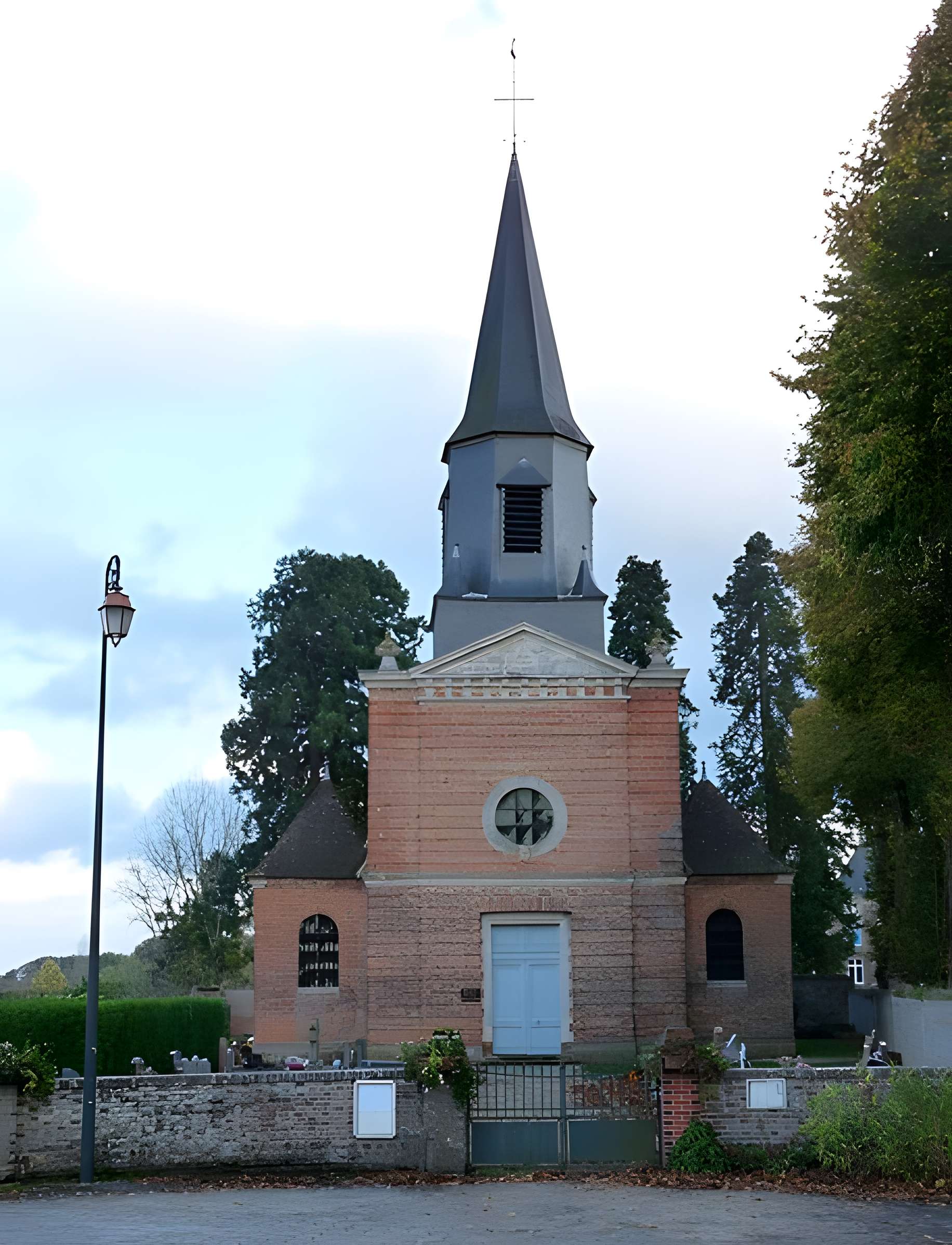 Église Saint-Julien de Bois-Normand-près-Lyre