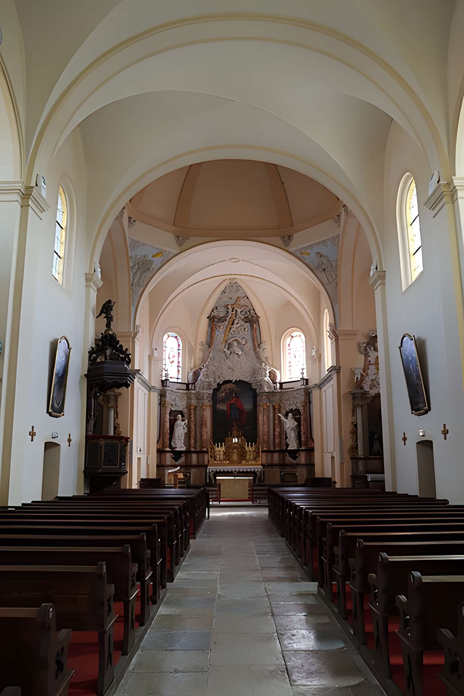 Église Saint-Julien de Fretigney-et-Velloreille