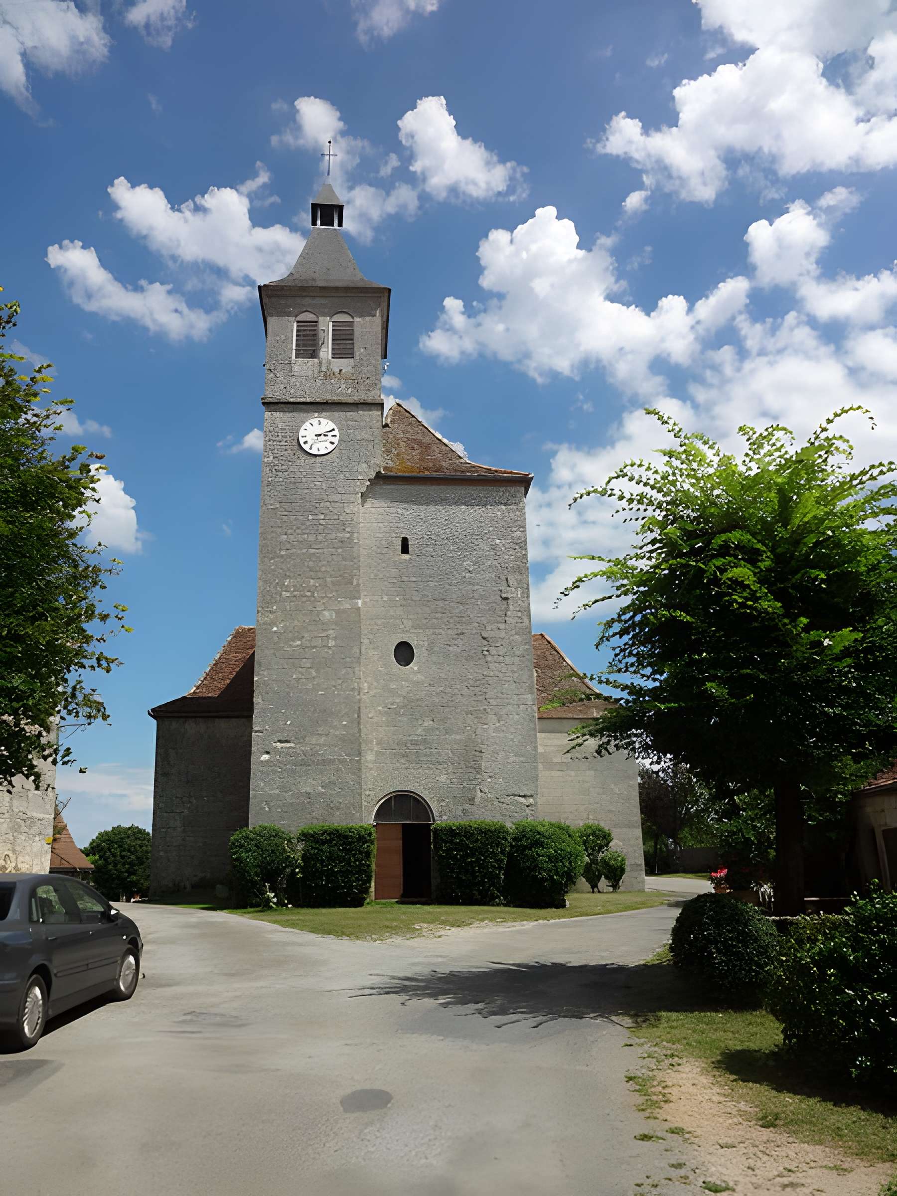 Église Saint-Julien de Lunegarde