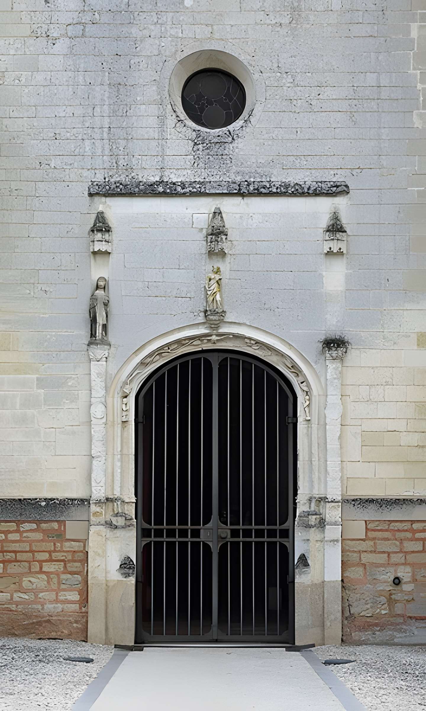 Église Saint-Julien de Luyères