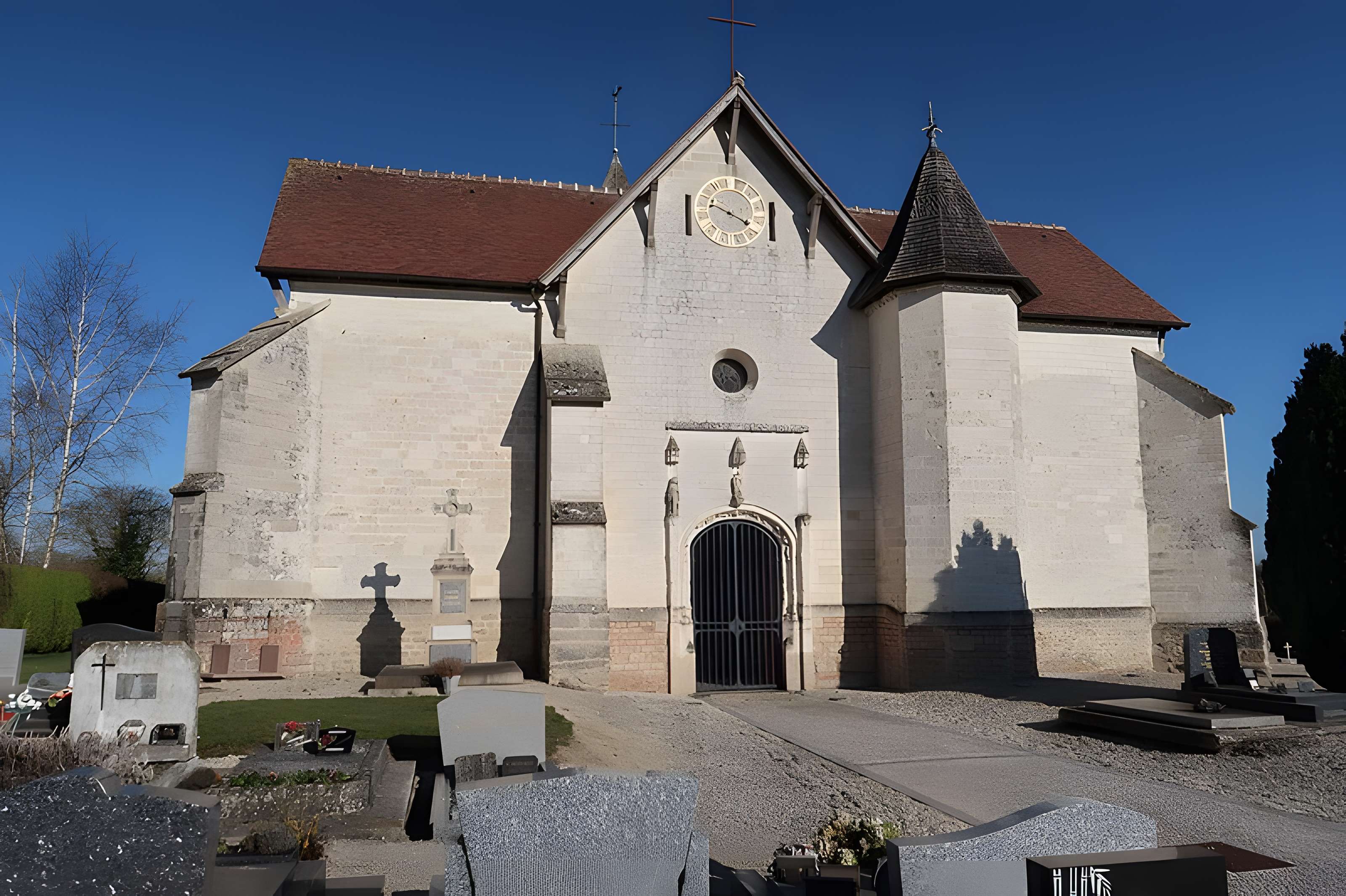 Église Saint-Julien de Luyères