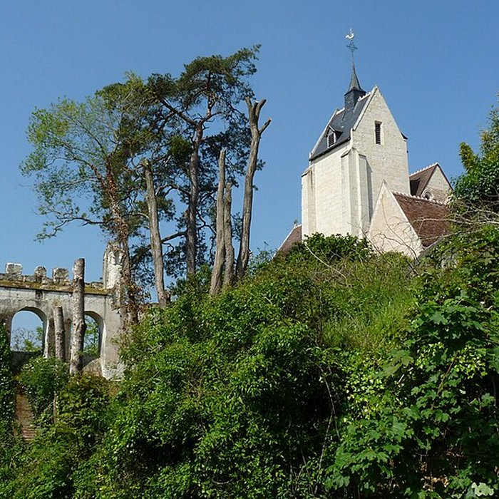 Photo de Église Saint-Julien de Poncé-sur-le-Loir