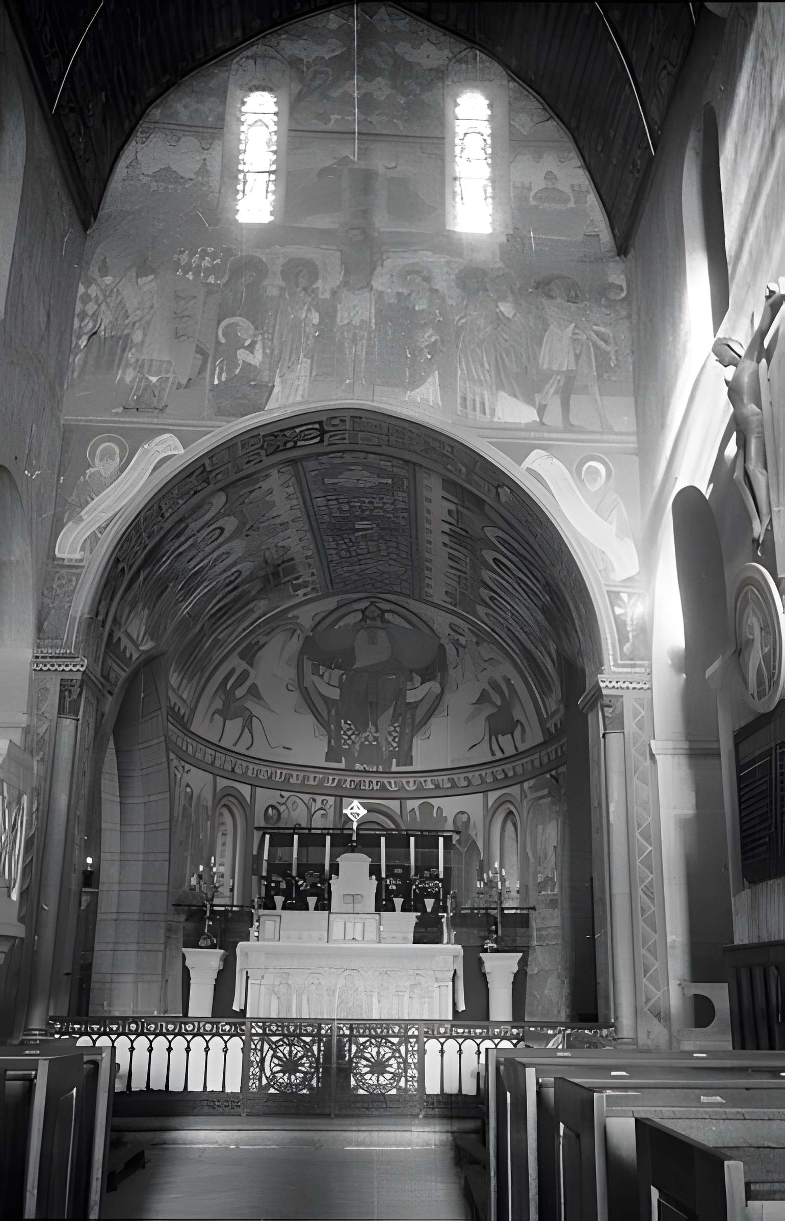 Église Saint-Julien de Poncé-sur-le-Loir