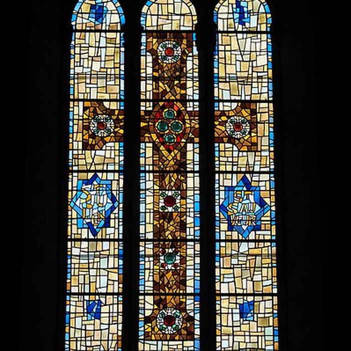 Photo de Église Saint-Julien de Rochechouart