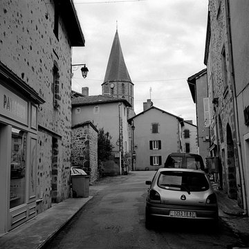 Église Saint-Julien de Rochechouart