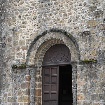 Église Saint-Julien de Rochechouart