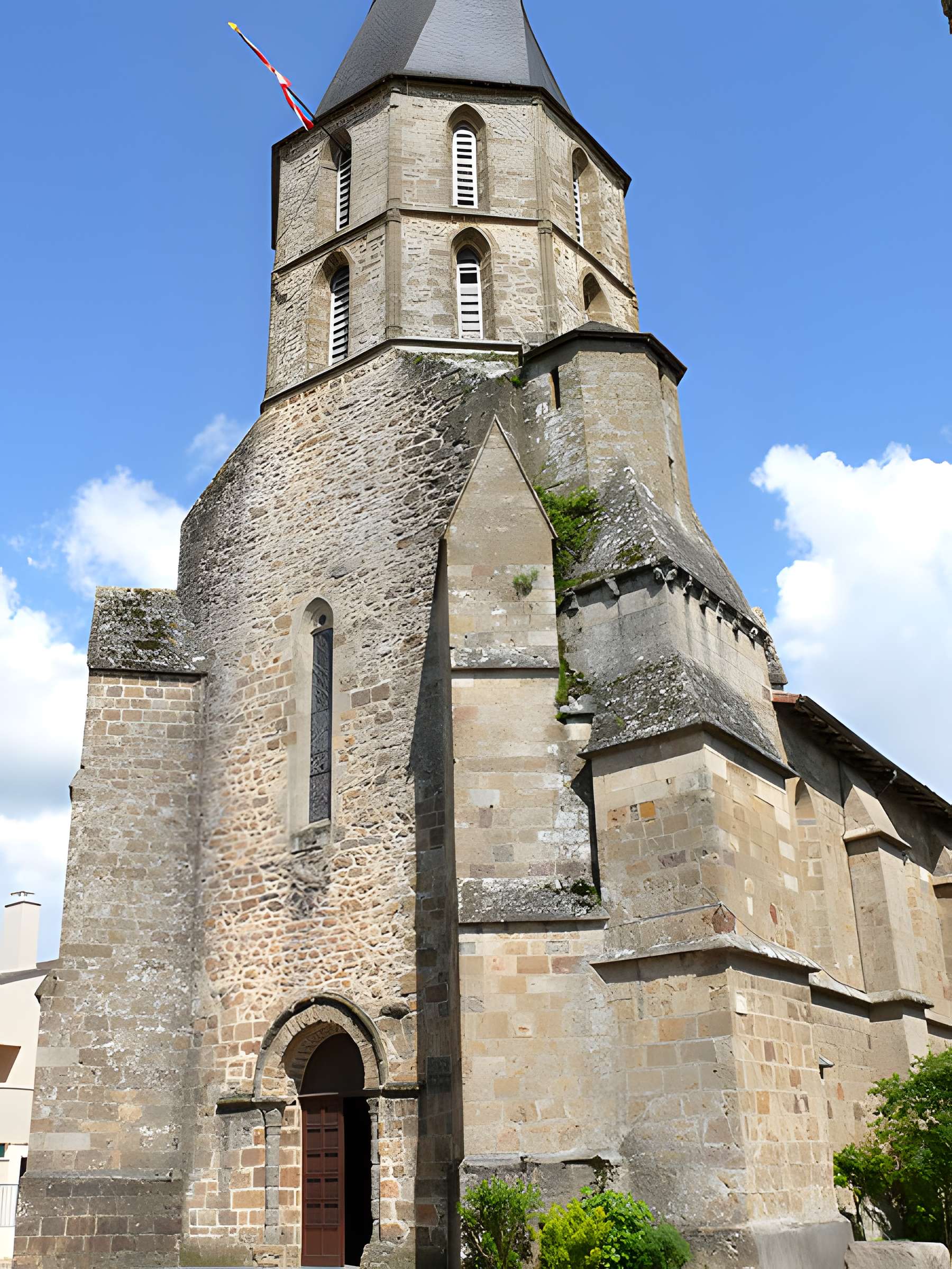 Église Saint-Julien de Rochechouart