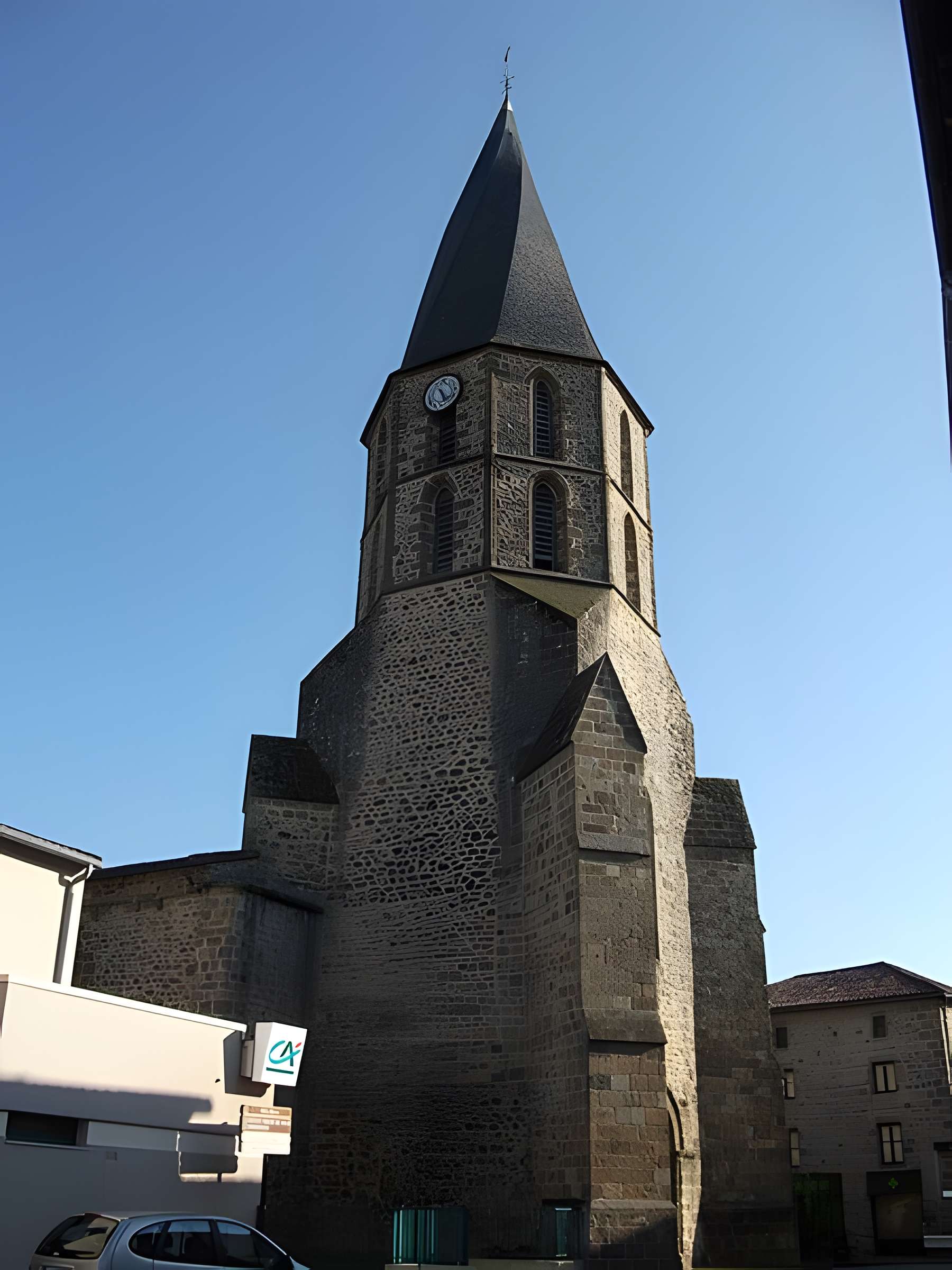 Église Saint-Julien de Rochechouart