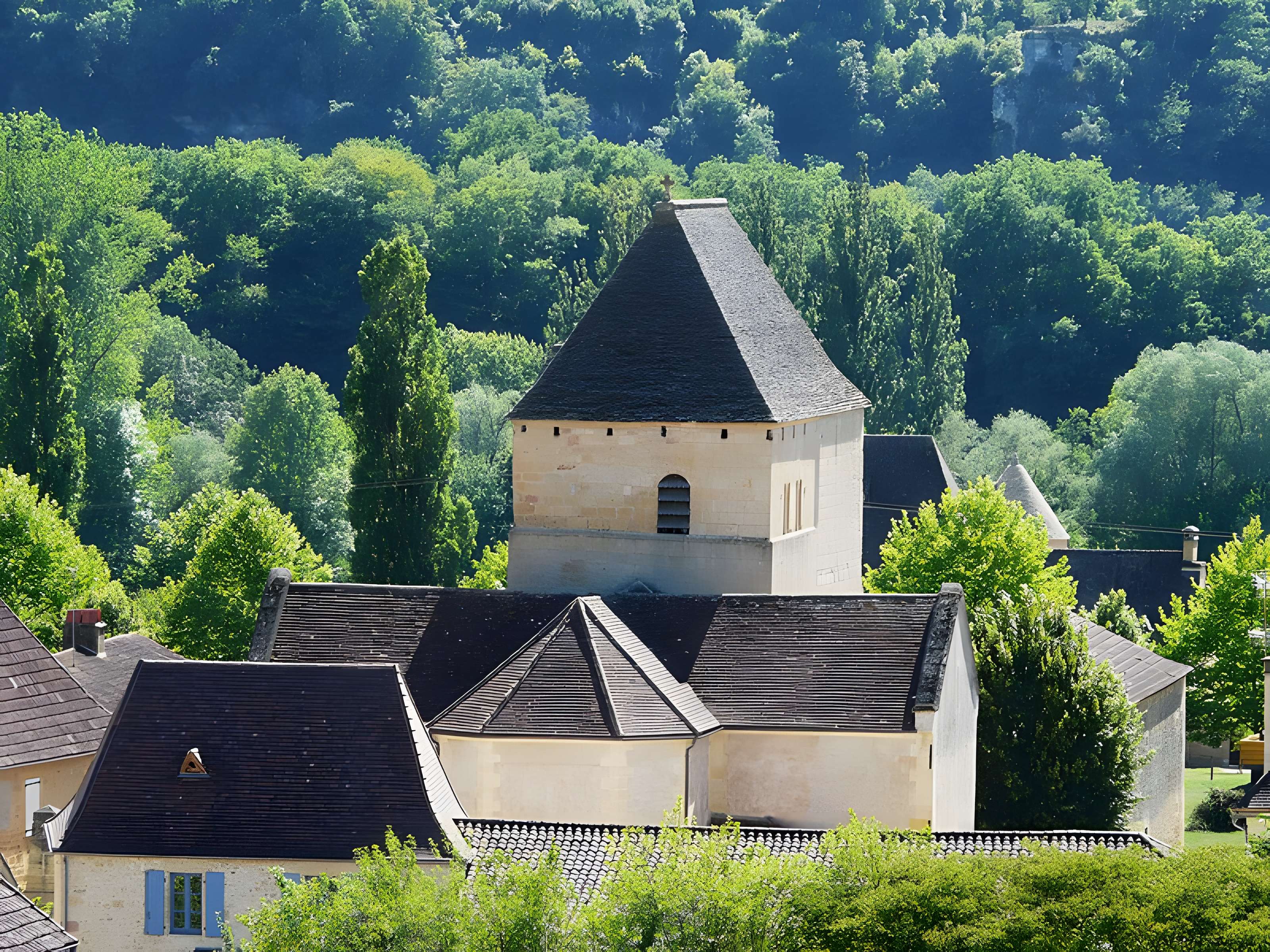 Église Saint-Julien de Tursac