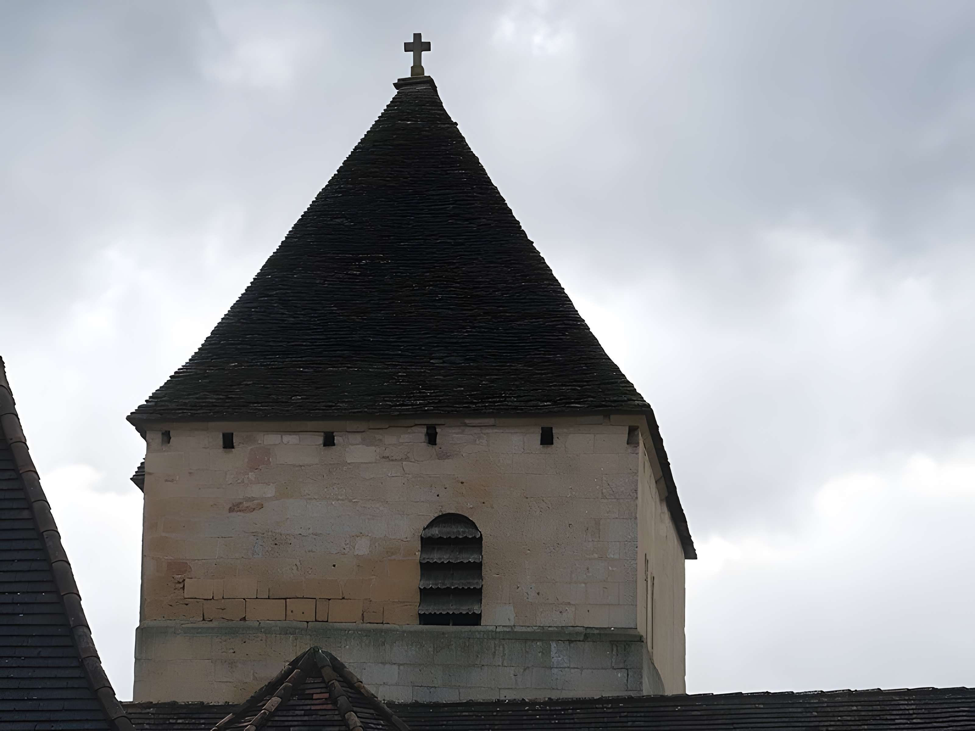 Église Saint-Julien de Tursac
