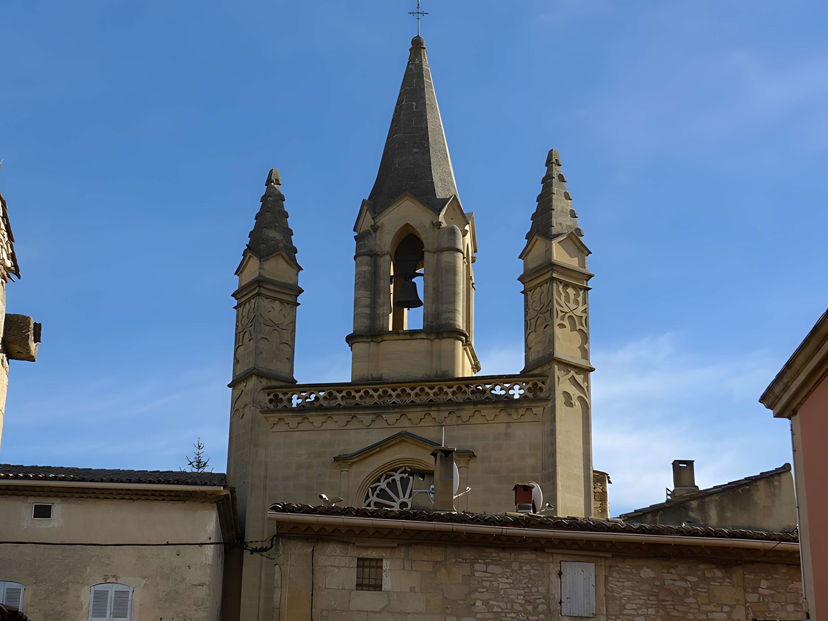 Église Saint-Julien de Valliguières