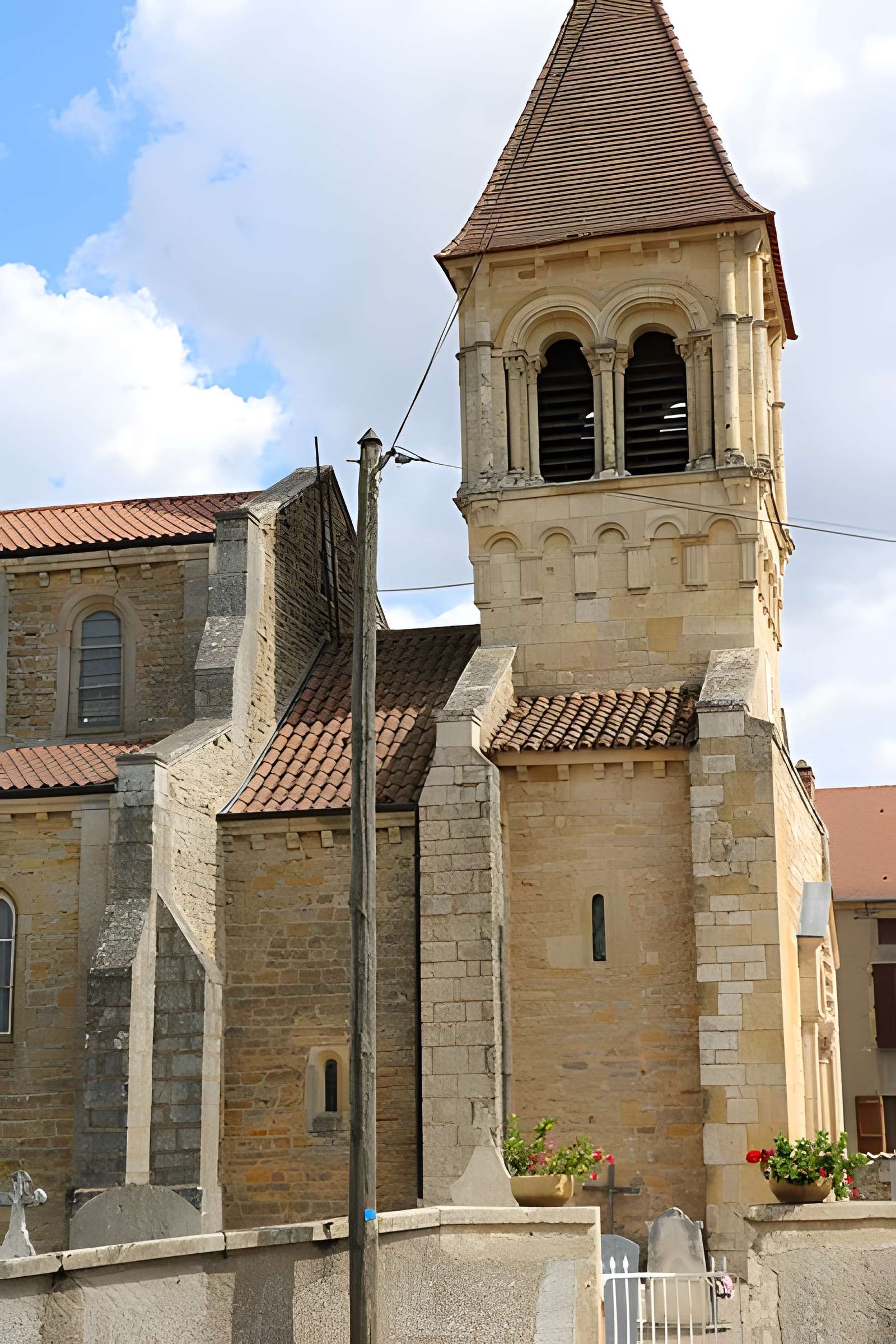 Église Saint-Julien-de-Brioude de Saint-Julien-de-Jonzy