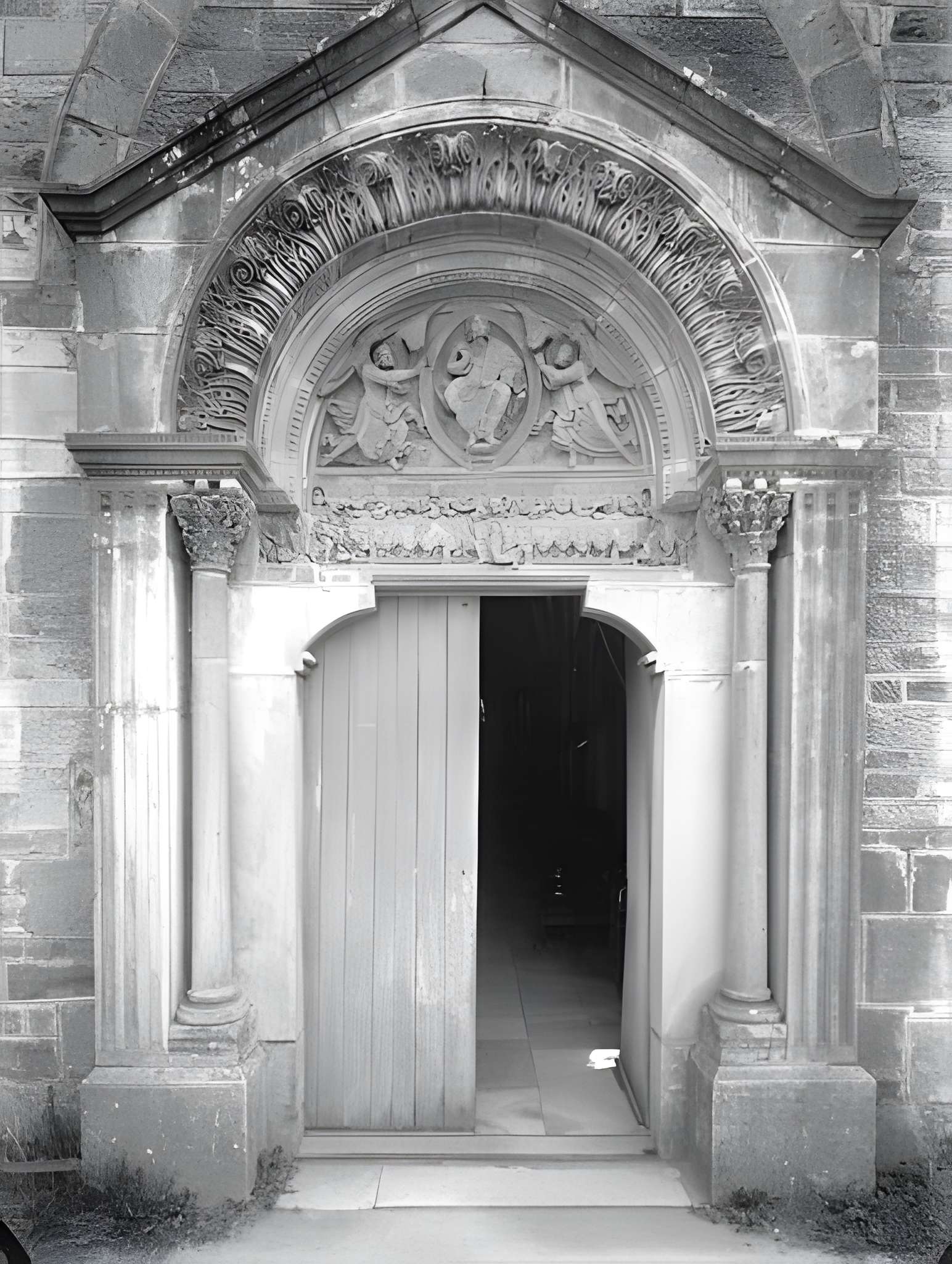 Église Saint-Julien-de-Brioude de Saint-Julien-de-Jonzy