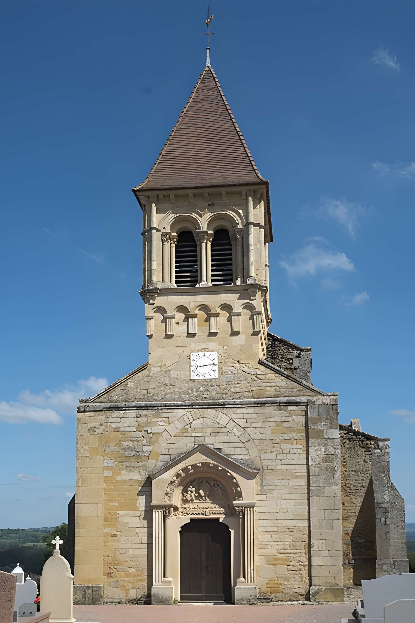 Église Saint-Julien-de-Brioude de Saint-Julien-de-Jonzy