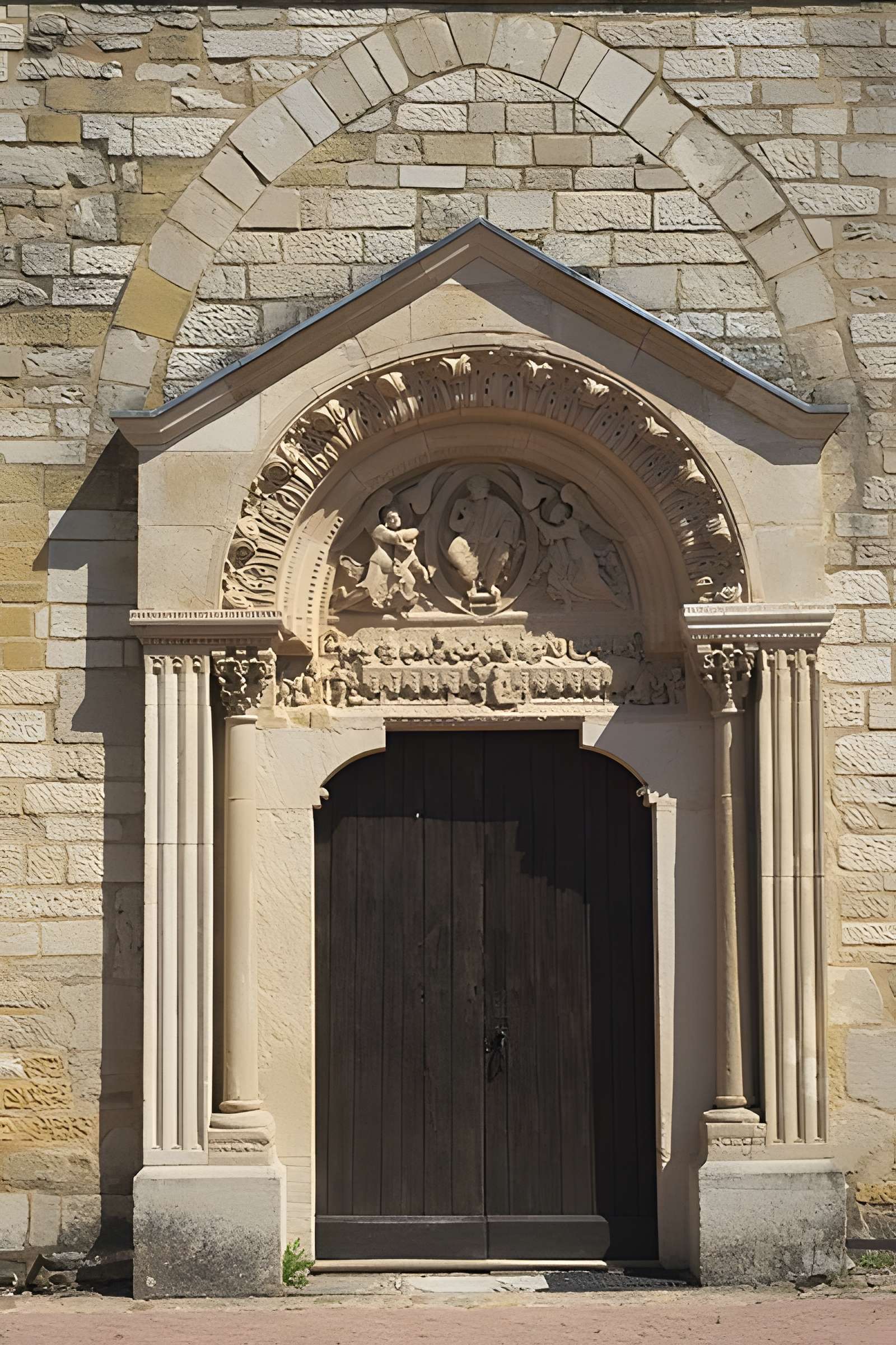 Église Saint-Julien-de-Brioude de Saint-Julien-de-Jonzy