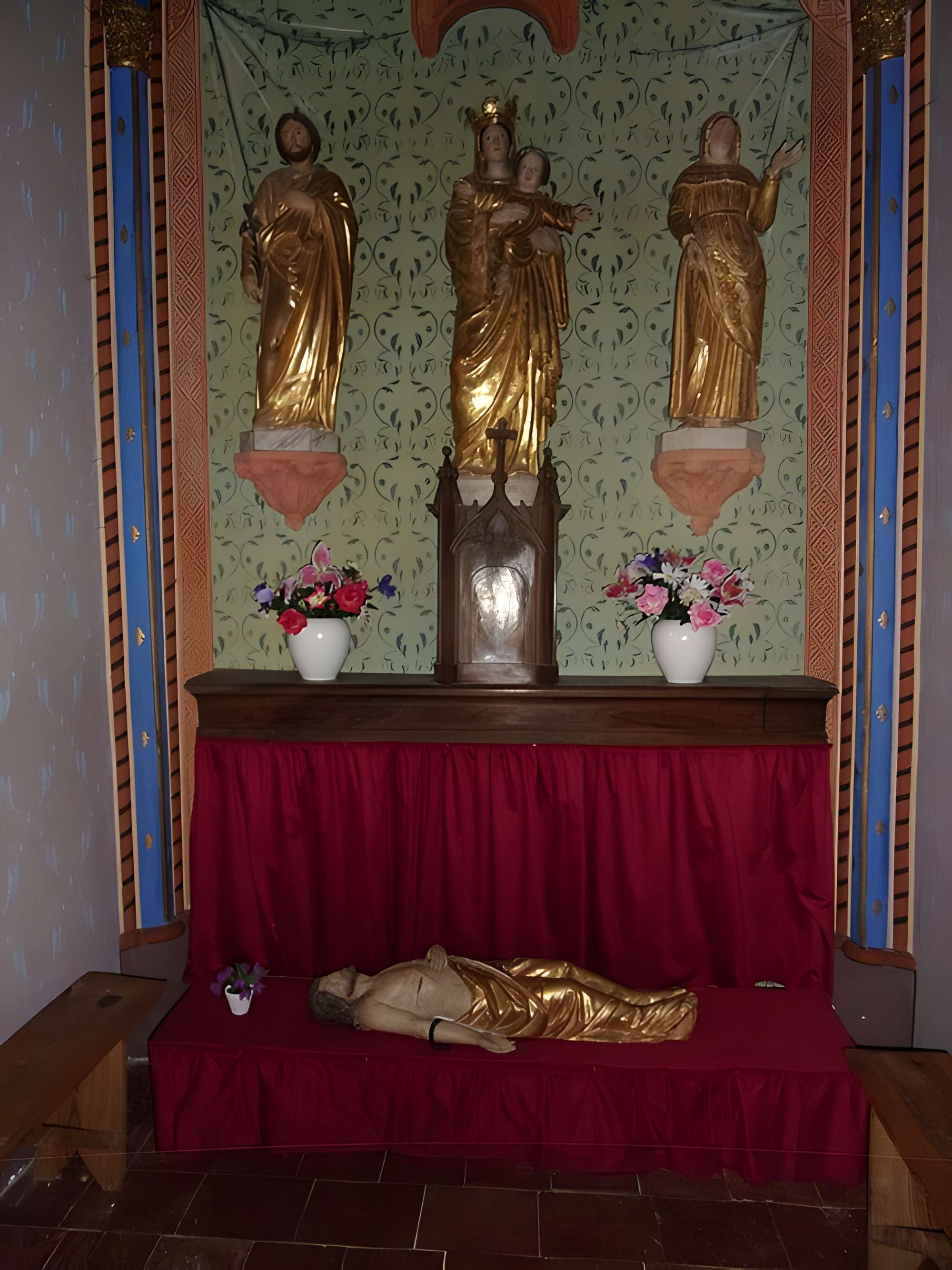 Église Saint-Julien-et-Sainte-Basilisse de Brenac