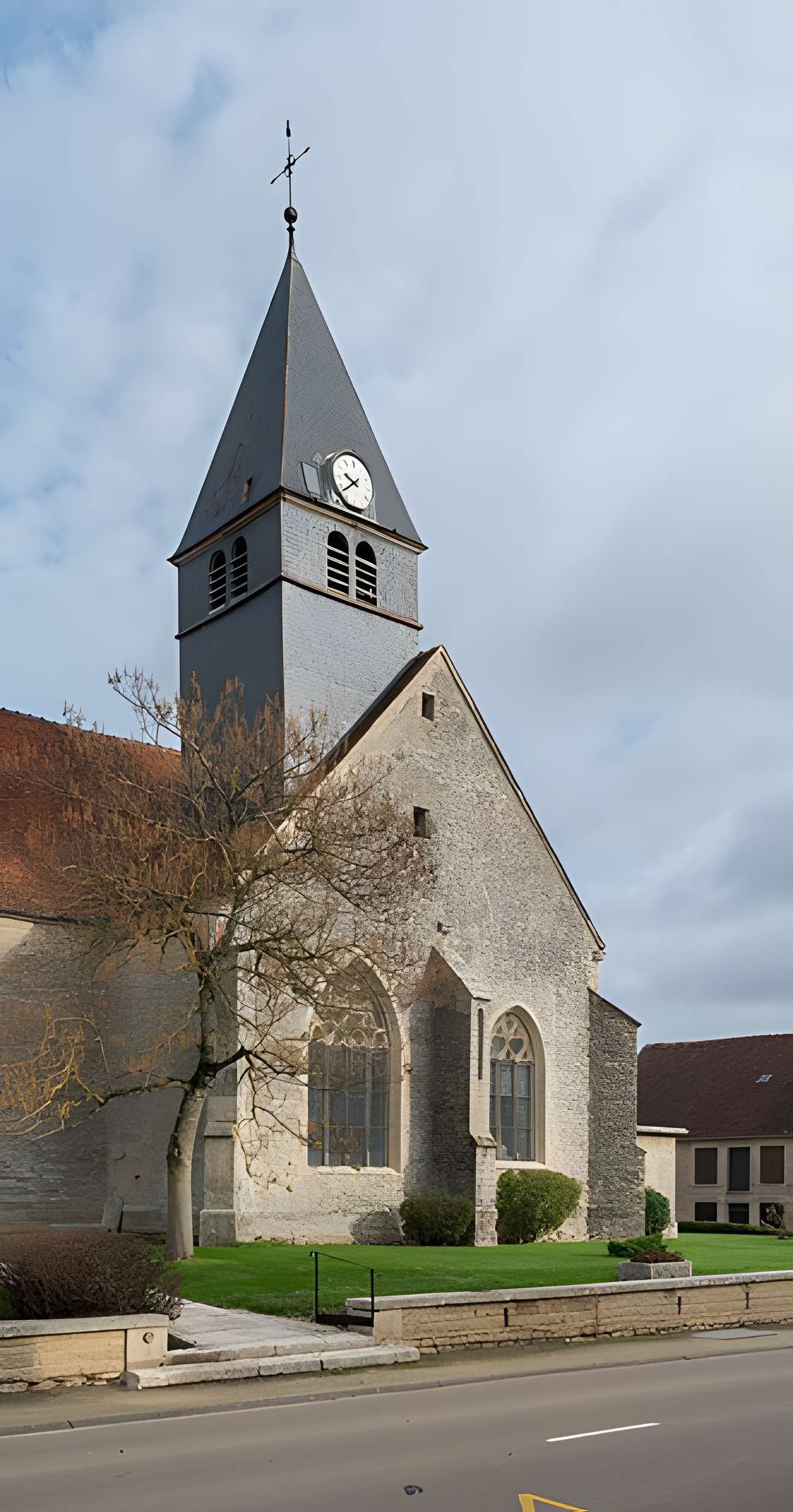 Église Saint-Julien-l'Hospitalier de Magnant