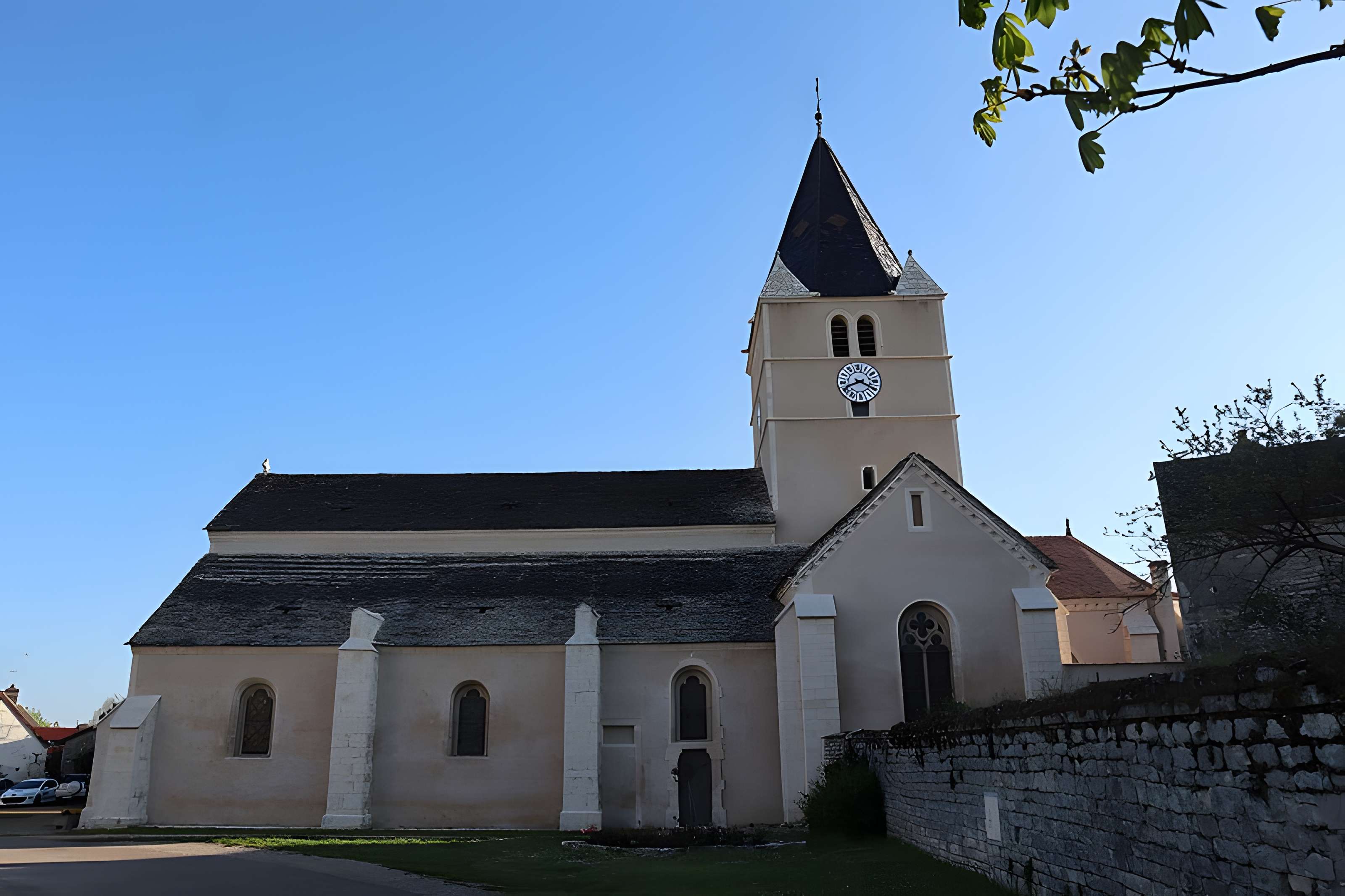Église Saint-Just de Fontaines