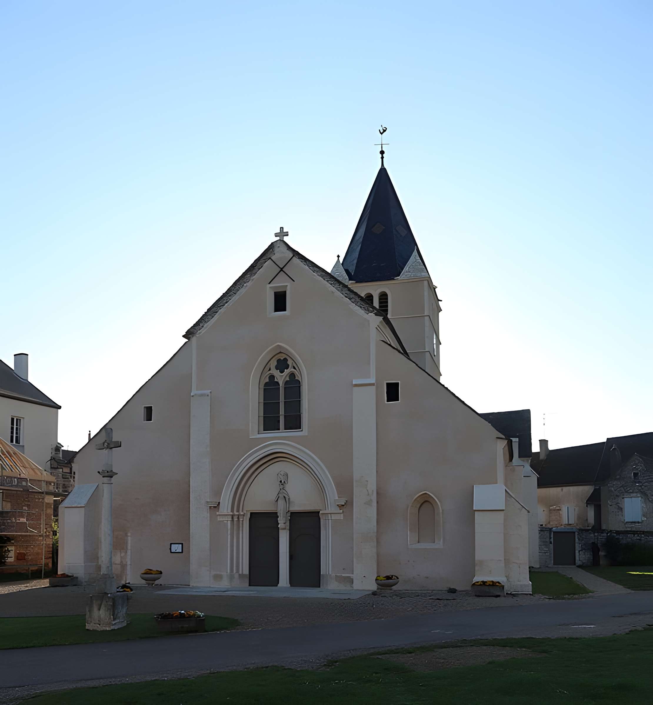 Église Saint-Just de Fontaines