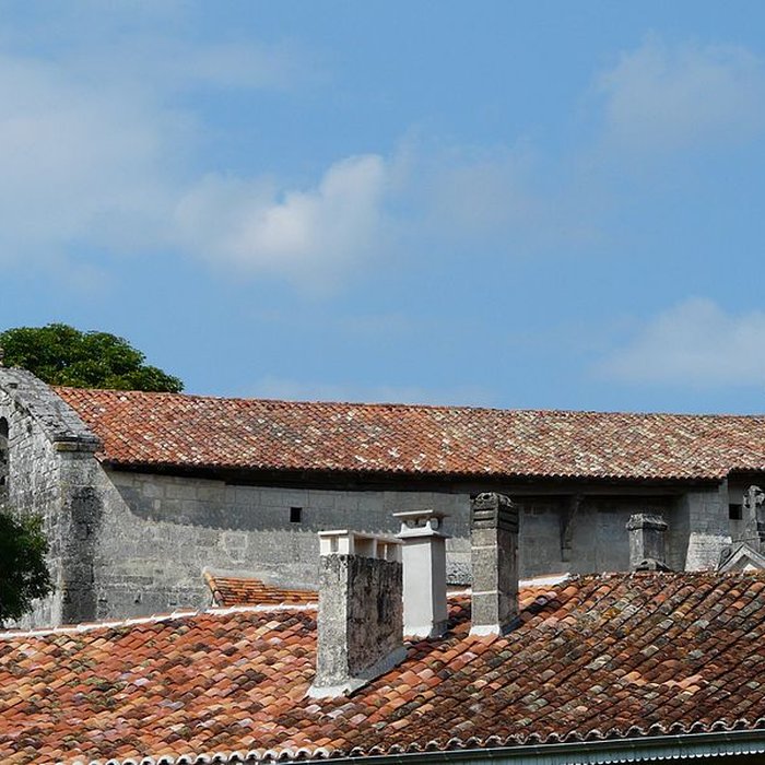 Photo de Église Saint-Just et Saint-Jacques de Saint-Just