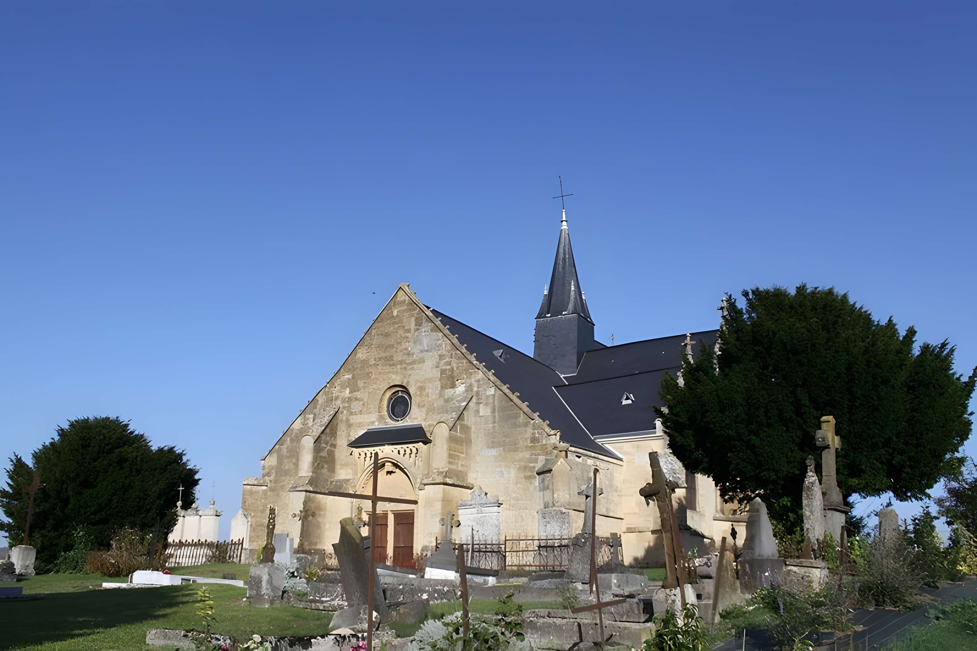 Église Saint-Juvin de Sainte-Vaubourg 