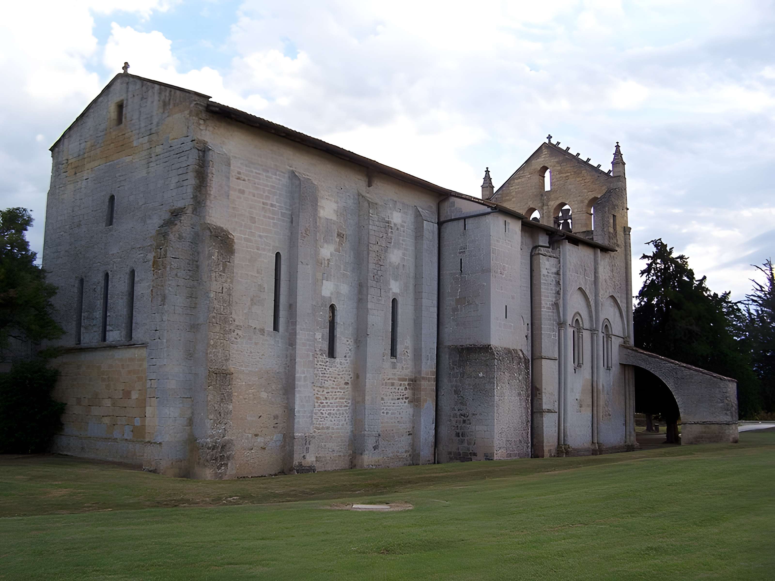 Abbaye Saint-Nicolas de Blasimon