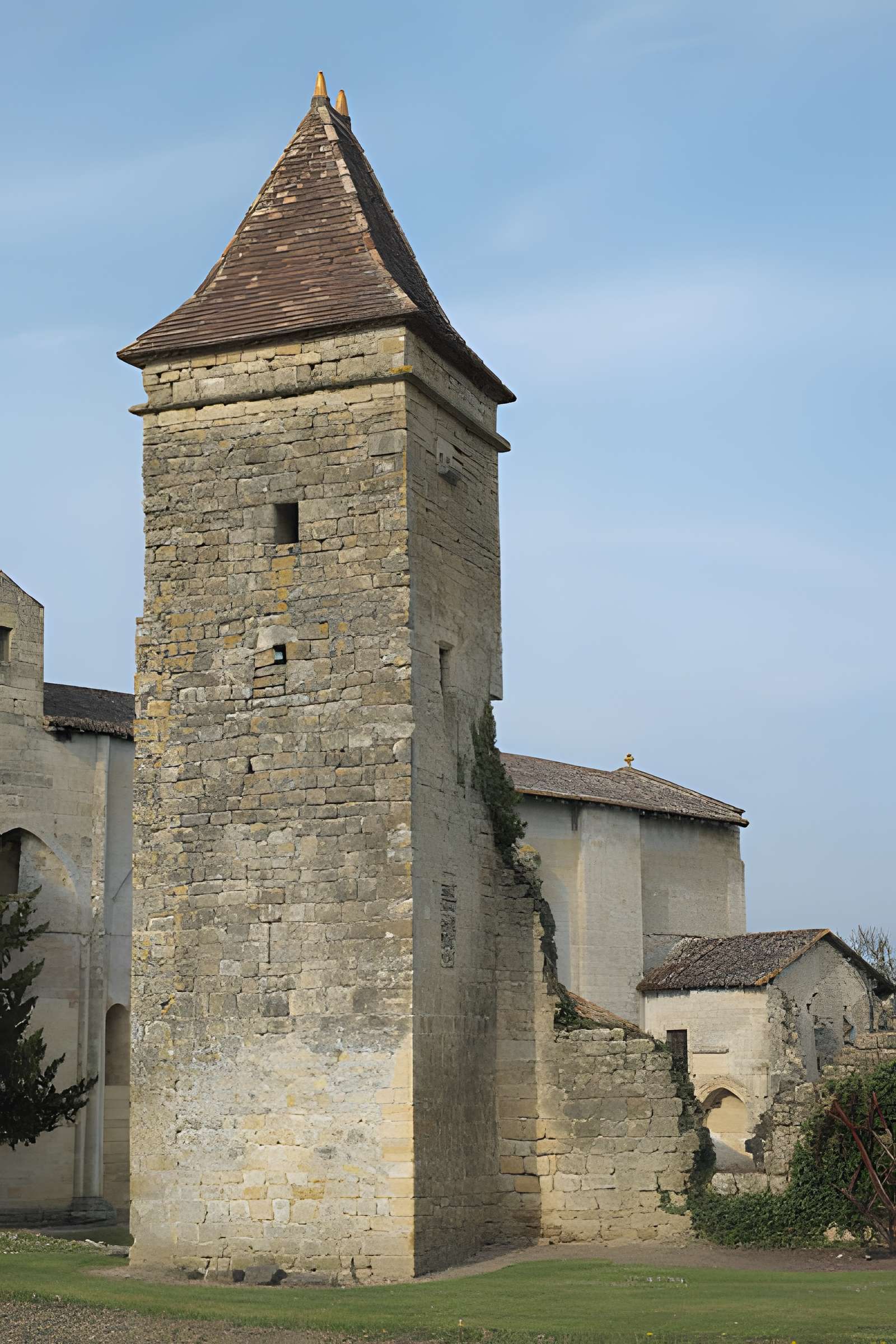 Abbaye Saint-Nicolas de Blasimon