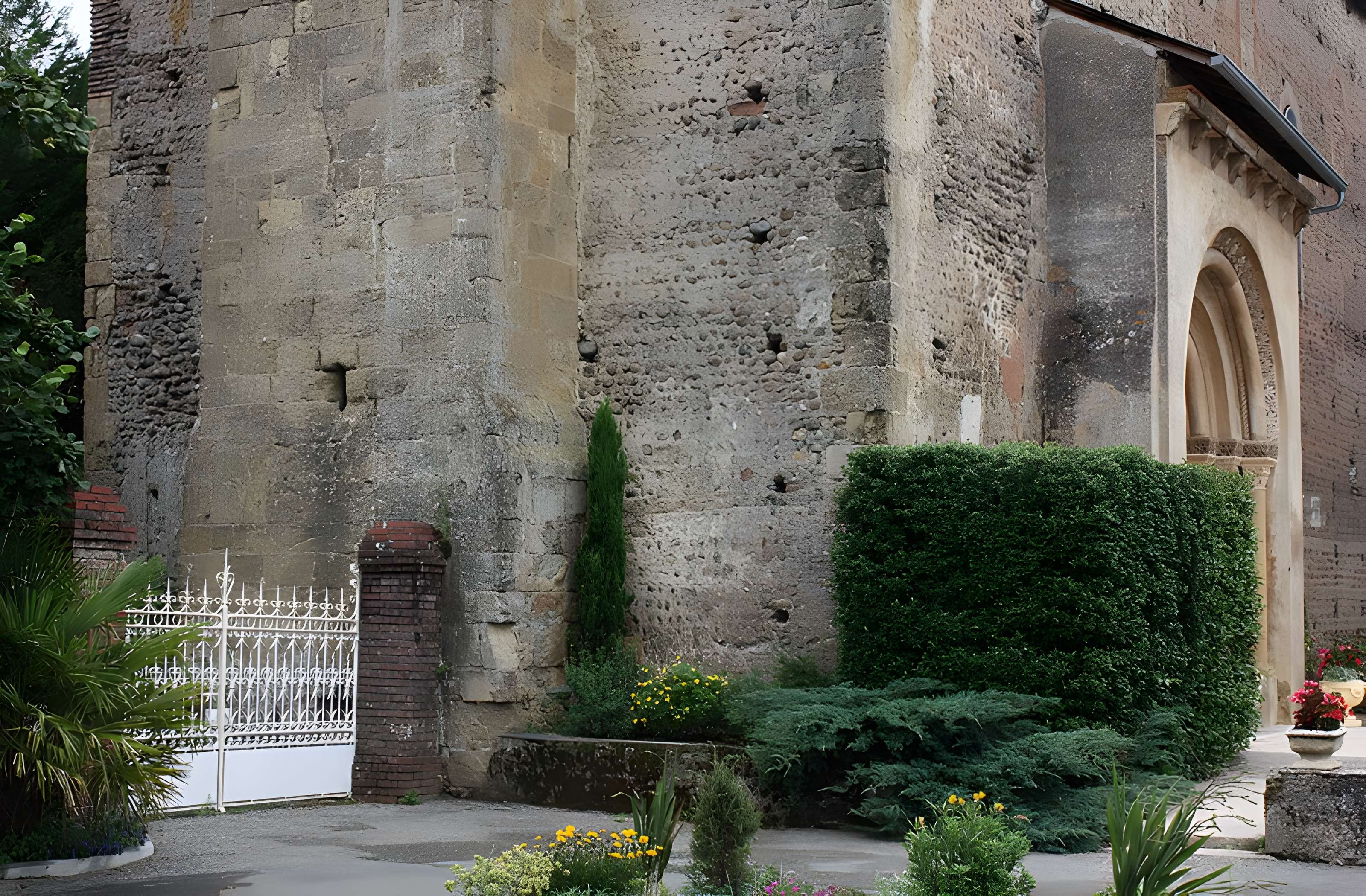 Abbaye Saint-Orens de Larreule