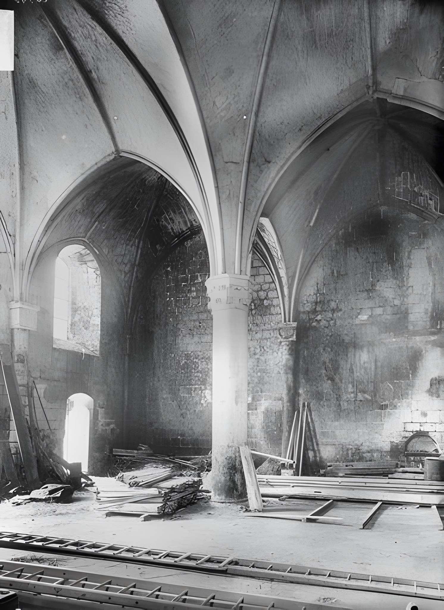 Église Saint-Laurent de Beaulieu-lès-Loches