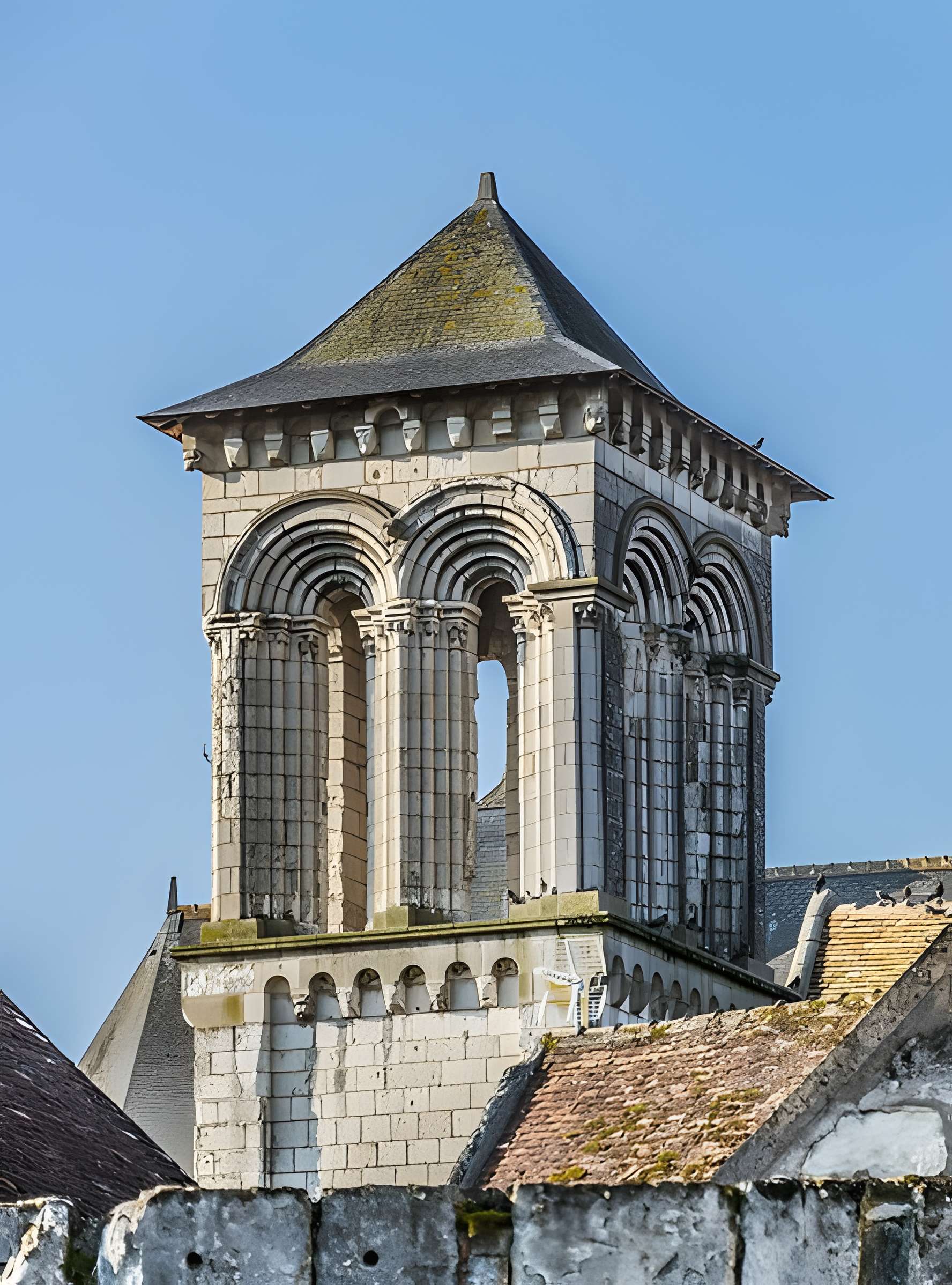 Église Saint-Laurent de Beaulieu-lès-Loches