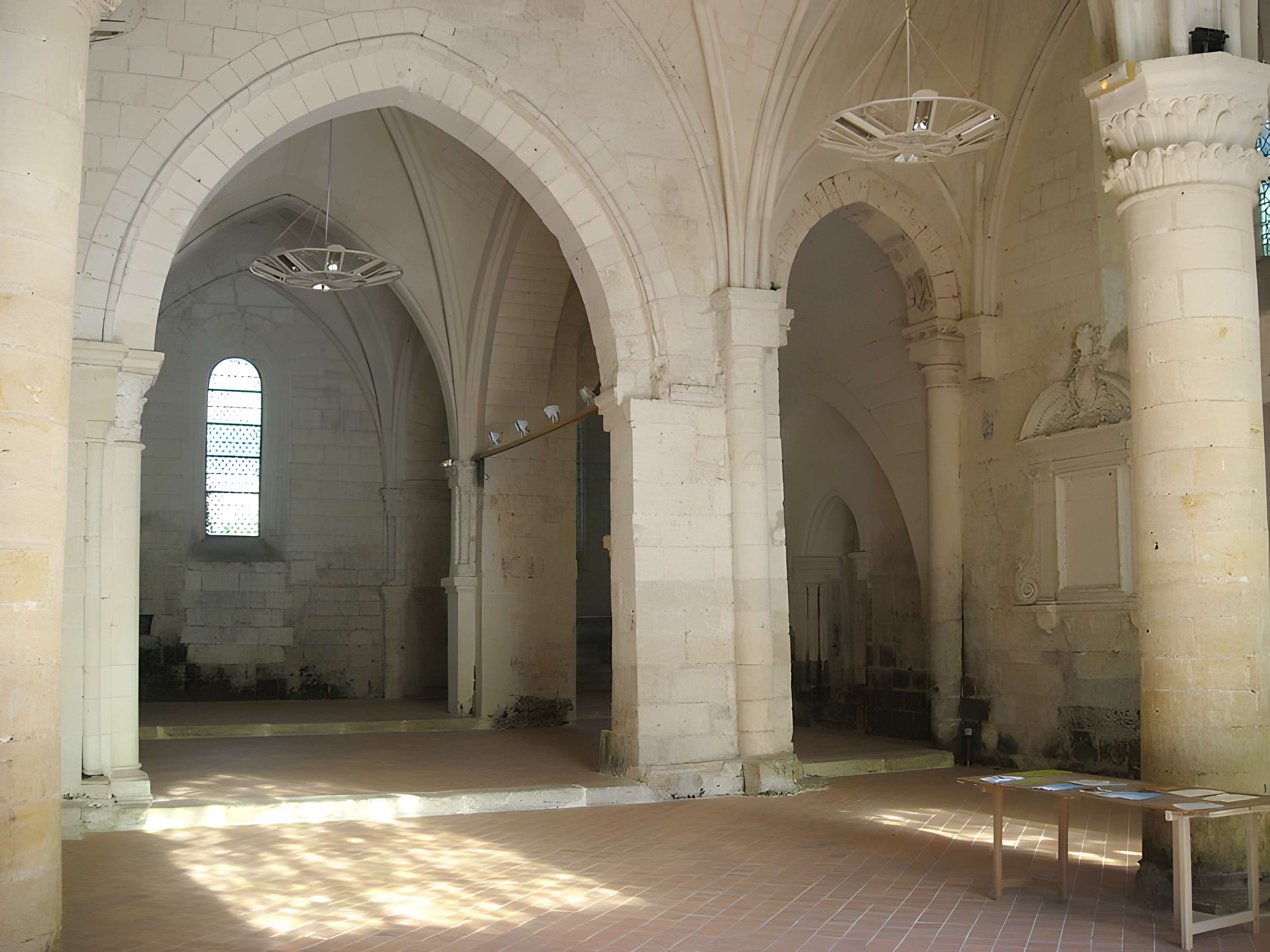 Église Saint-Laurent de Beaulieu-lès-Loches