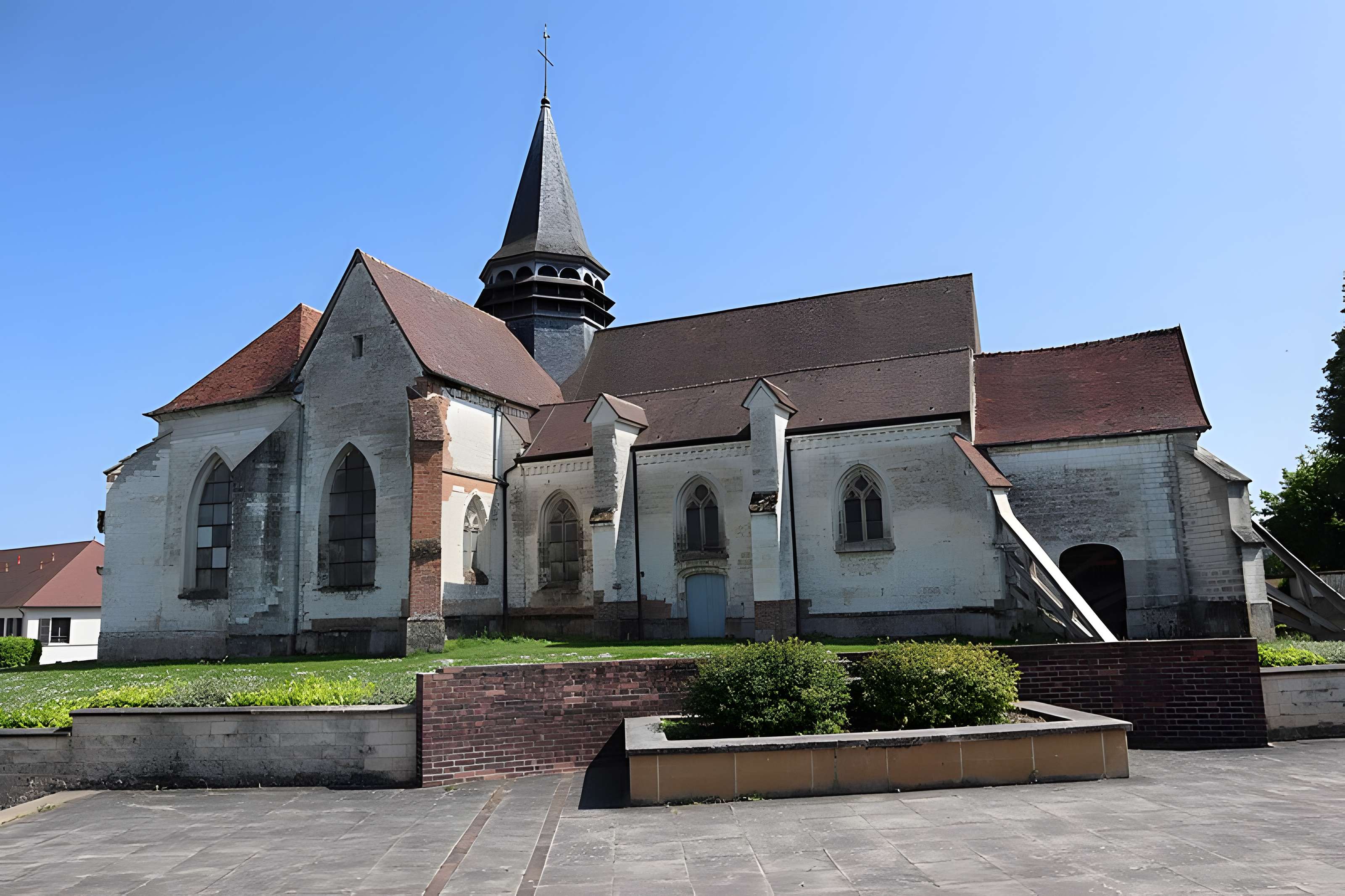 Église Saint-Laurent de Bouilly