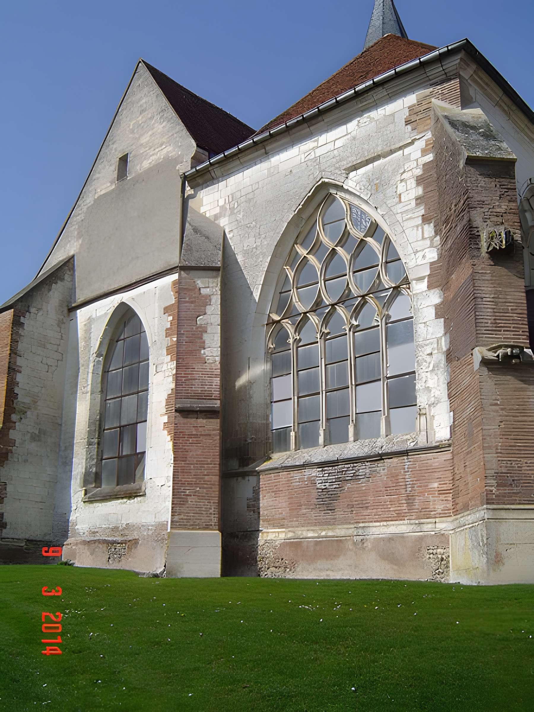 Église Saint-Laurent de Bouilly