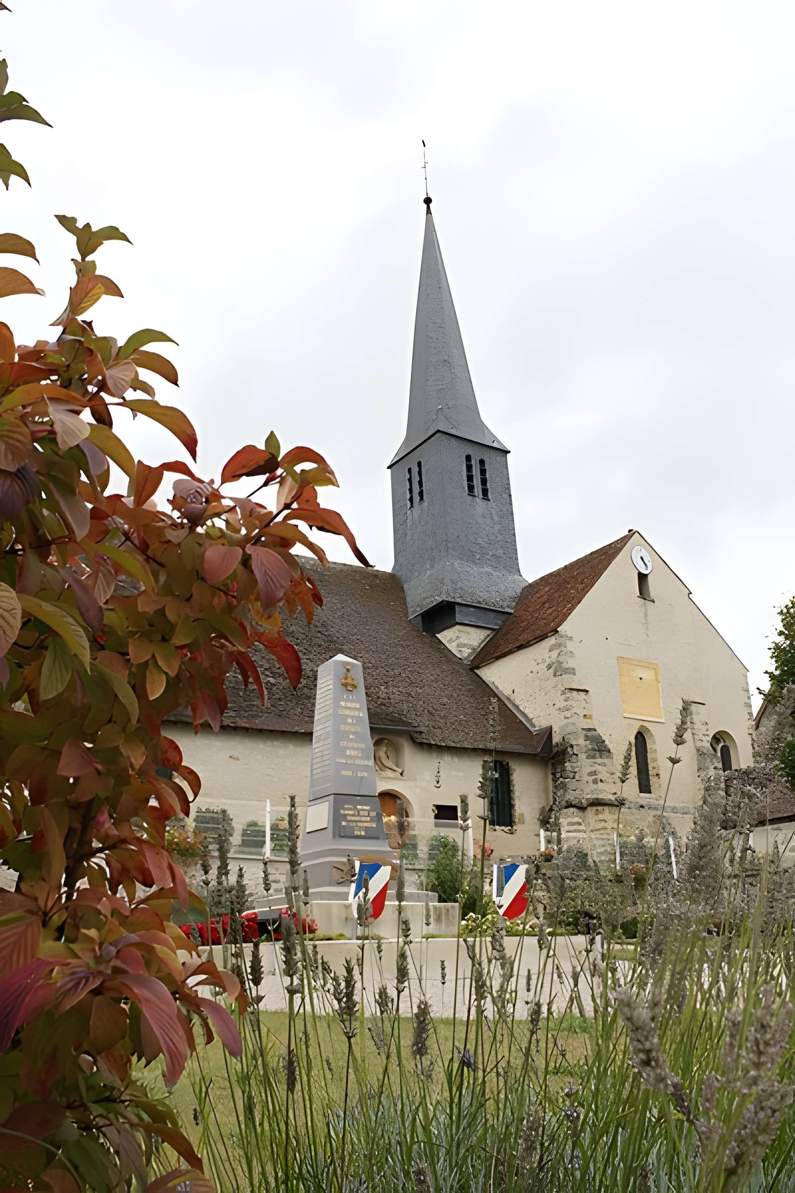 Église Saint-Laurent de Festigny