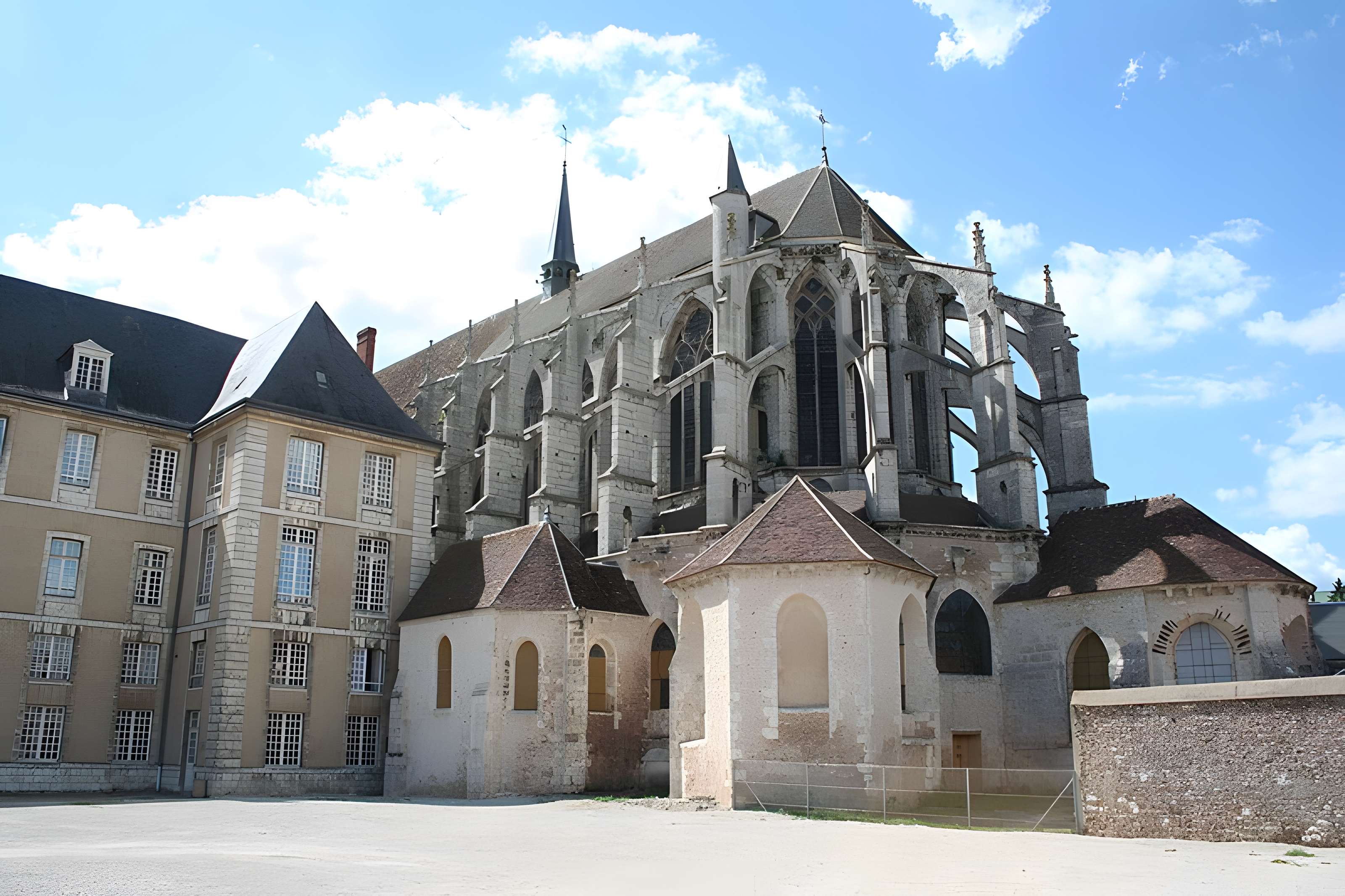 Abbaye Saint-Père-en-Vallée de Chartres