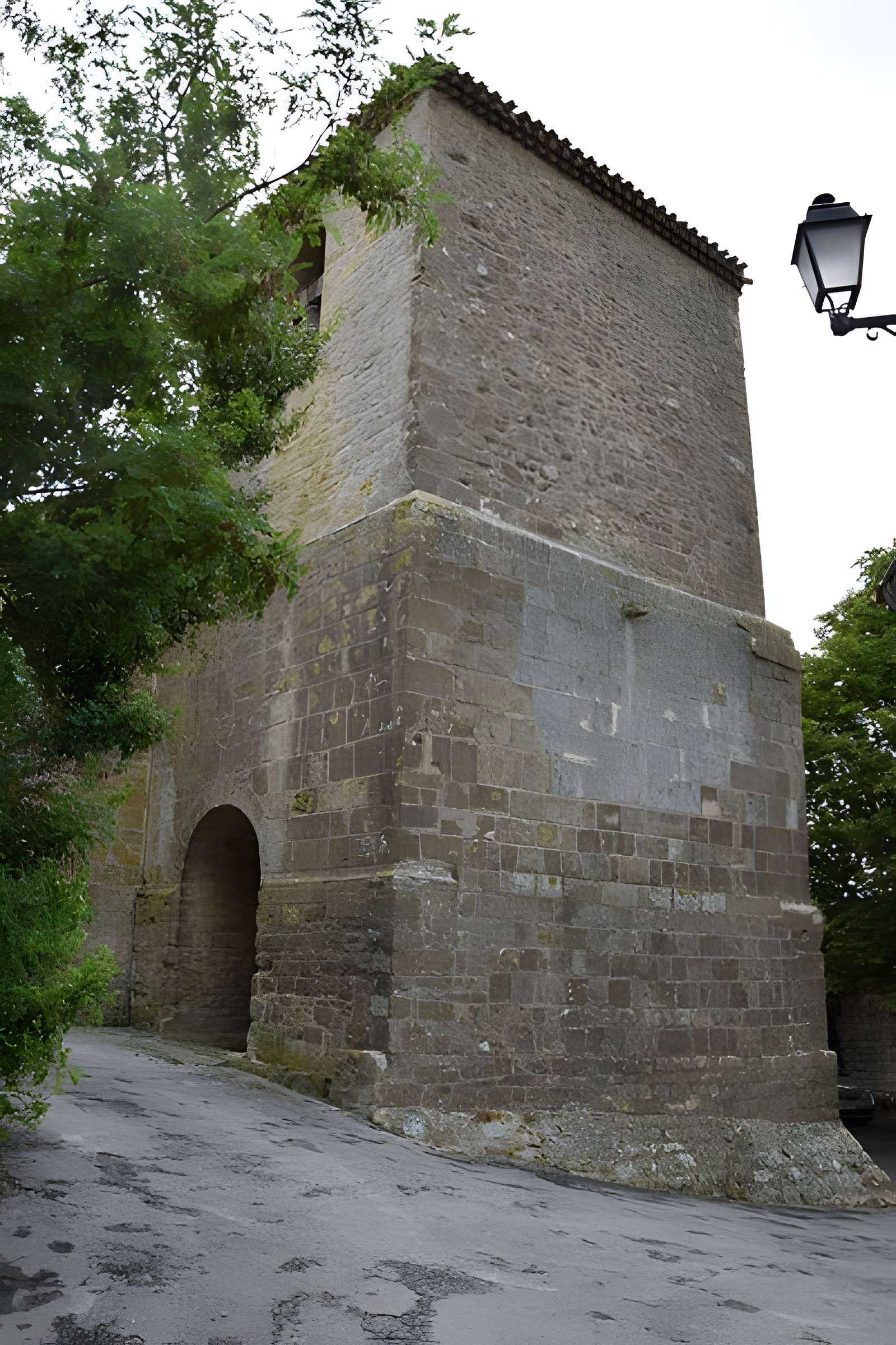Église Saint-Laurent de Laurac 