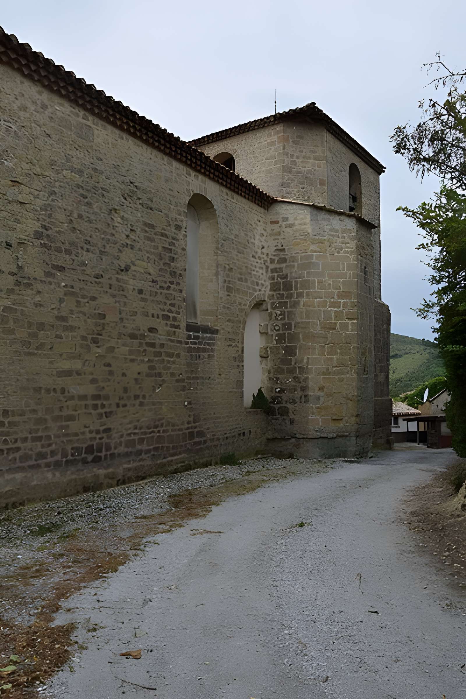 Église Saint-Laurent de Laurac