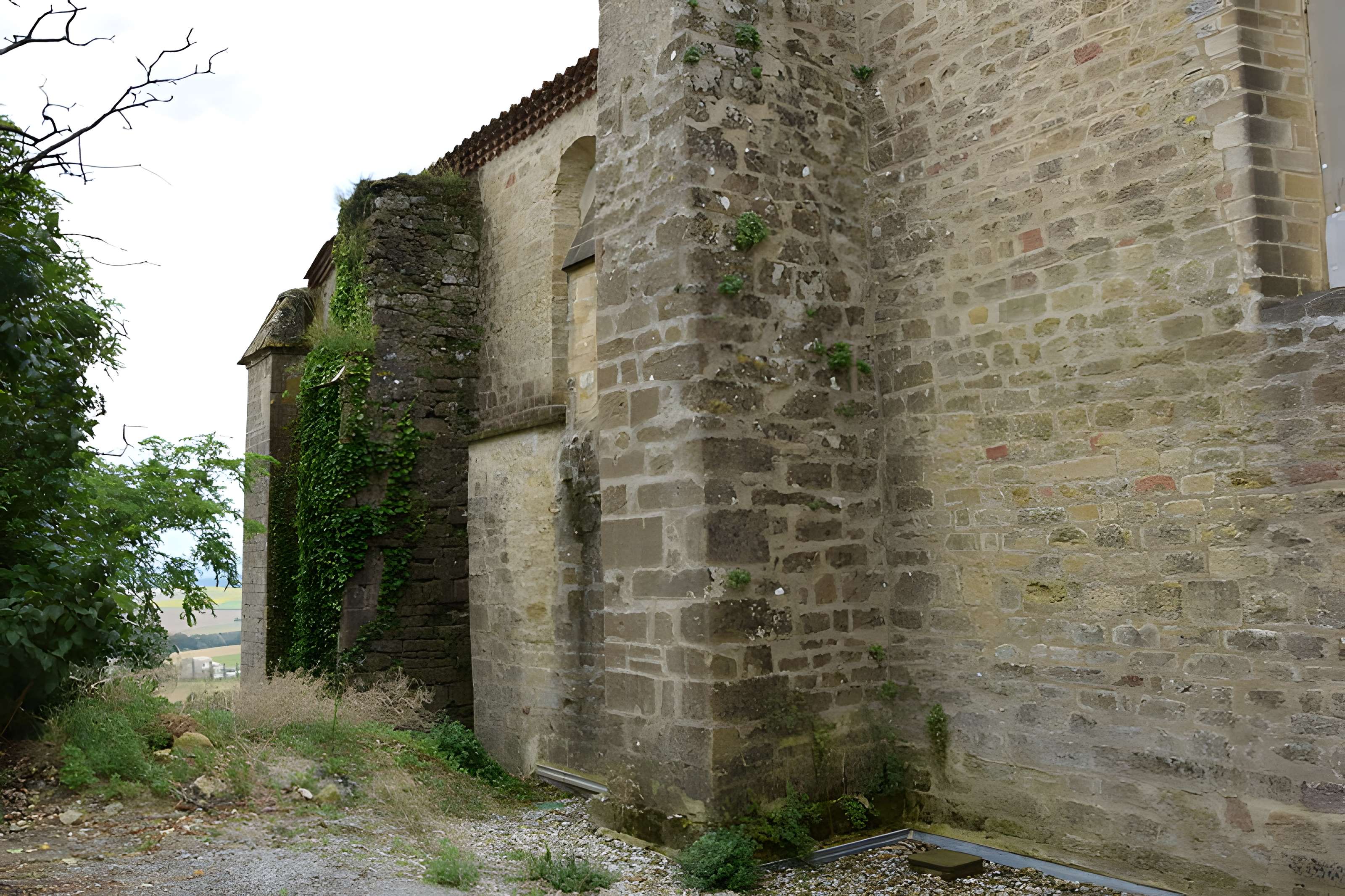 Église Saint-Laurent de Laurac