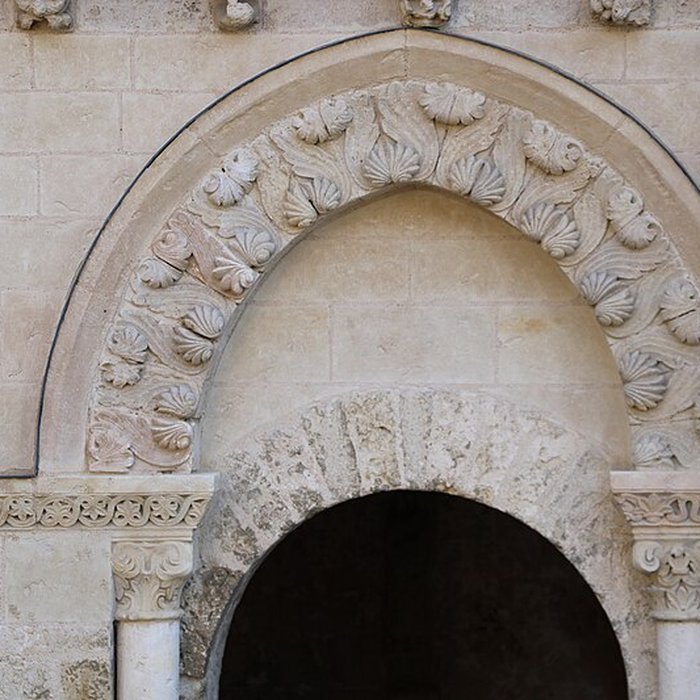 Photo de Abbaye Saint-Pierre dAirvault