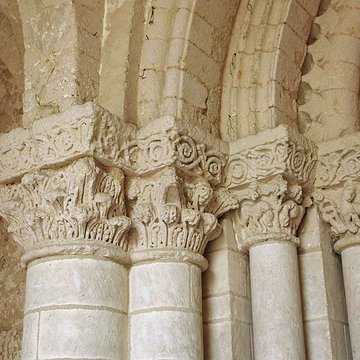 Abbaye Saint-Pierre dAirvault