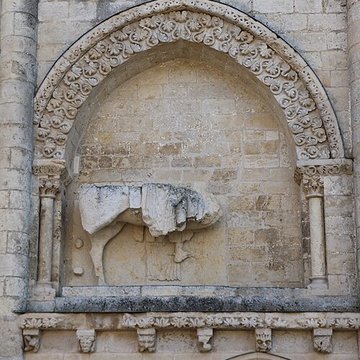 Abbaye Saint-Pierre dAirvault