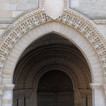 Abbaye Saint-Pierre dAirvault