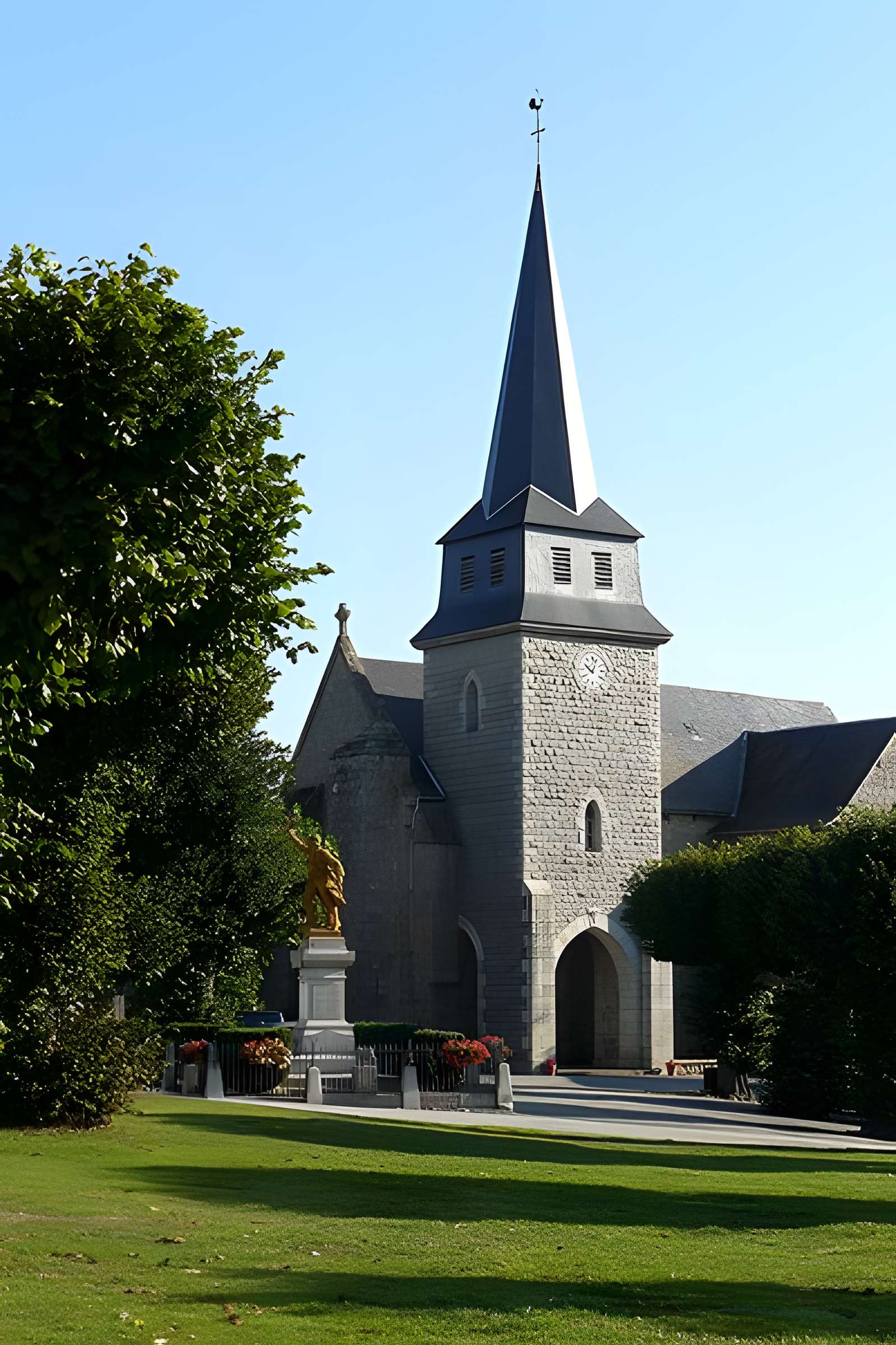 Église Saint-Laurent de Rougnat