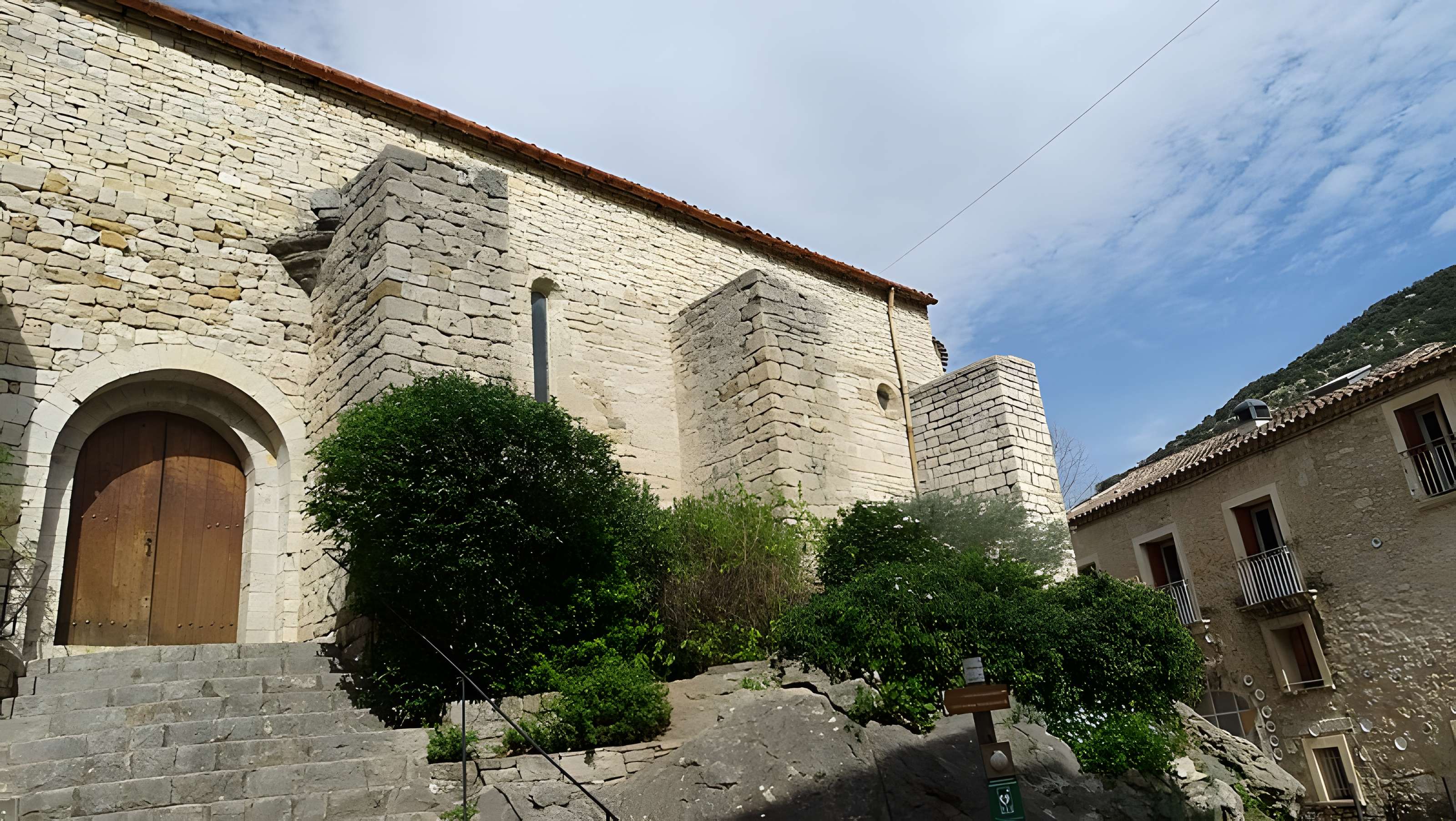 Église Saint-Laurent de Saint-Guilhem-le-Désert