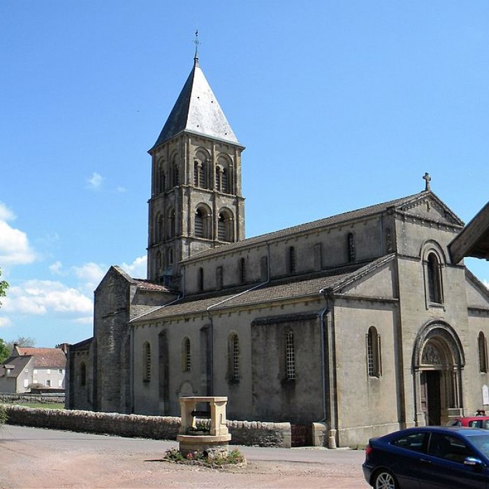Photo de Église Saint-Laurent de Saint-Laurent-en-Brionnais