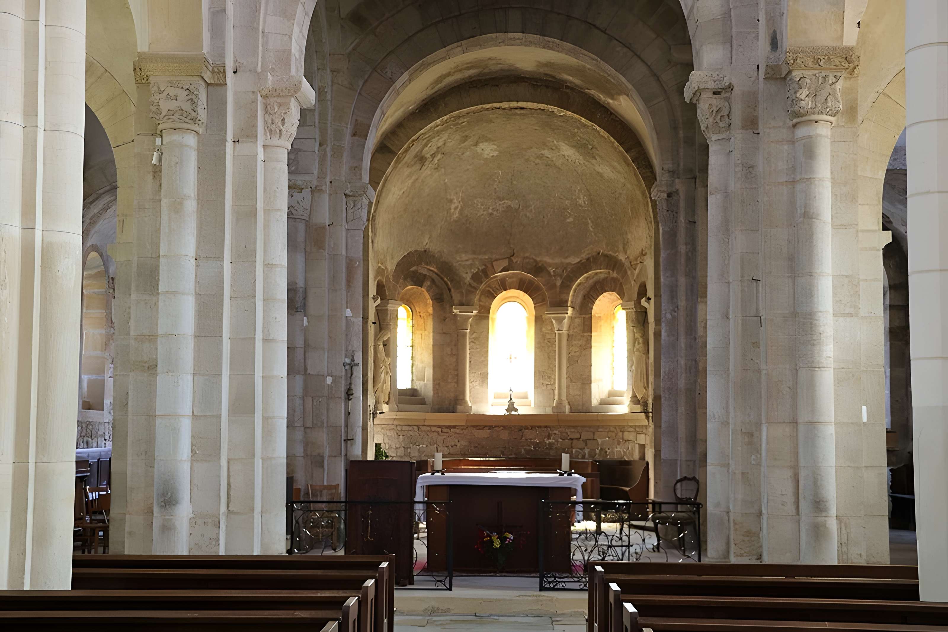 Église Saint-Laurent de Saint-Laurent-en-Brionnais