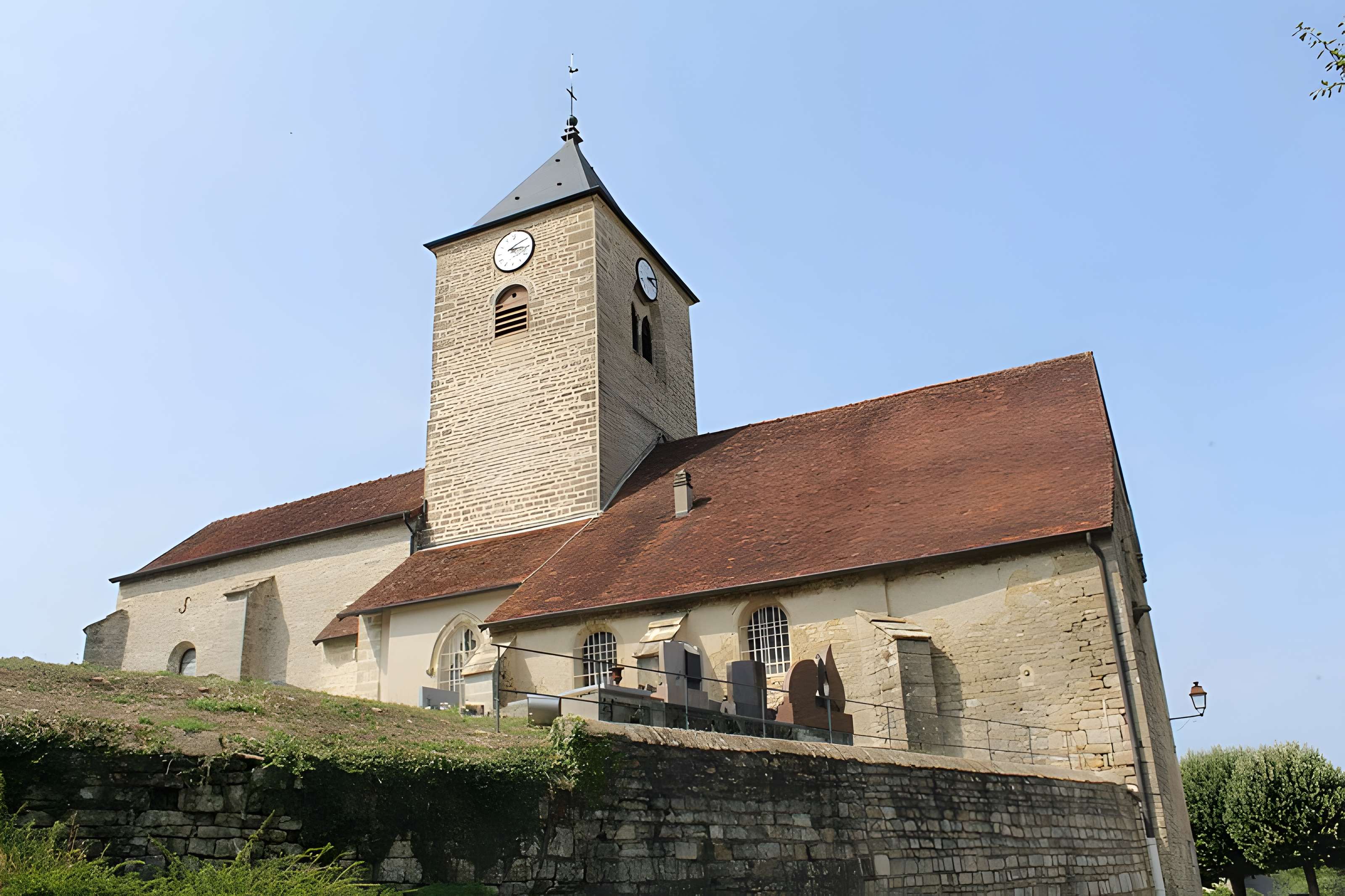 Église Saint-Laurent de Saint-Laurent-la-Roche
