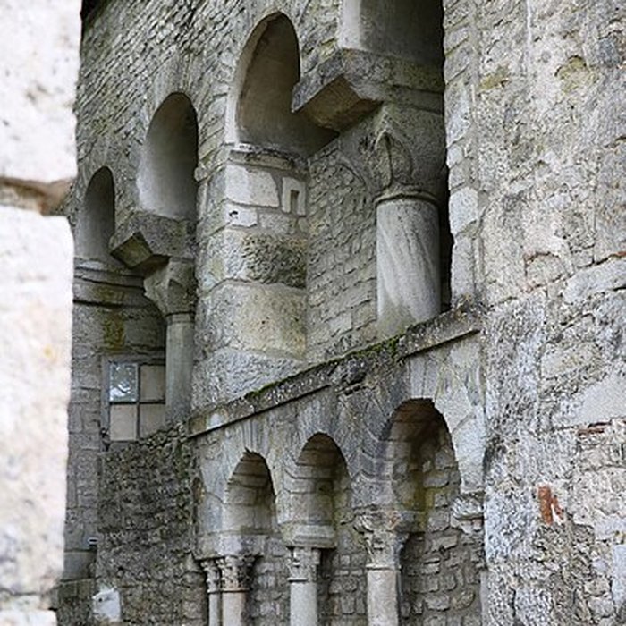 Photo de Abbaye Saint-Pierre de Flavigny-sur-Ozerain