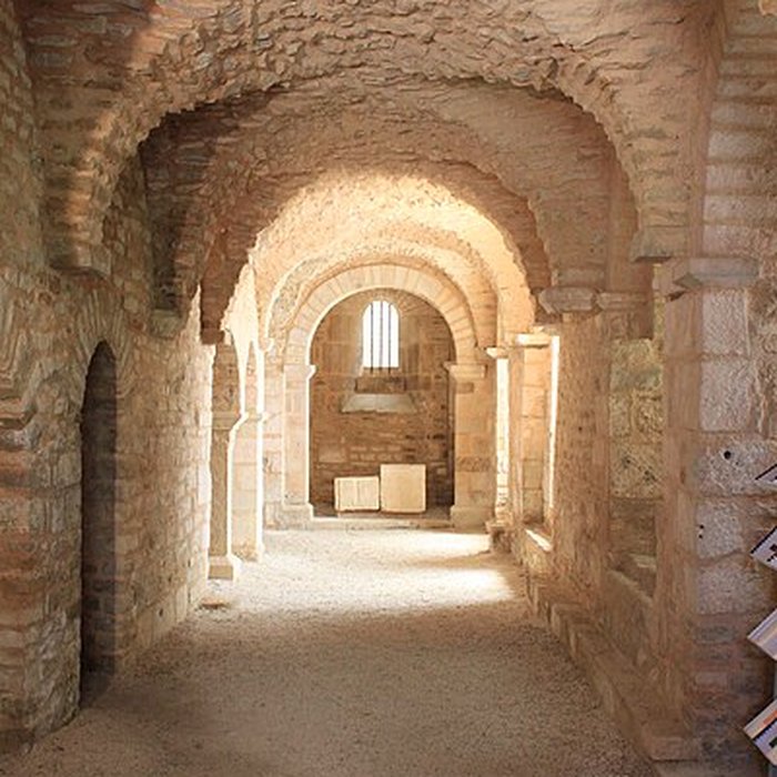 Photo de Abbaye Saint-Pierre de Flavigny-sur-Ozerain